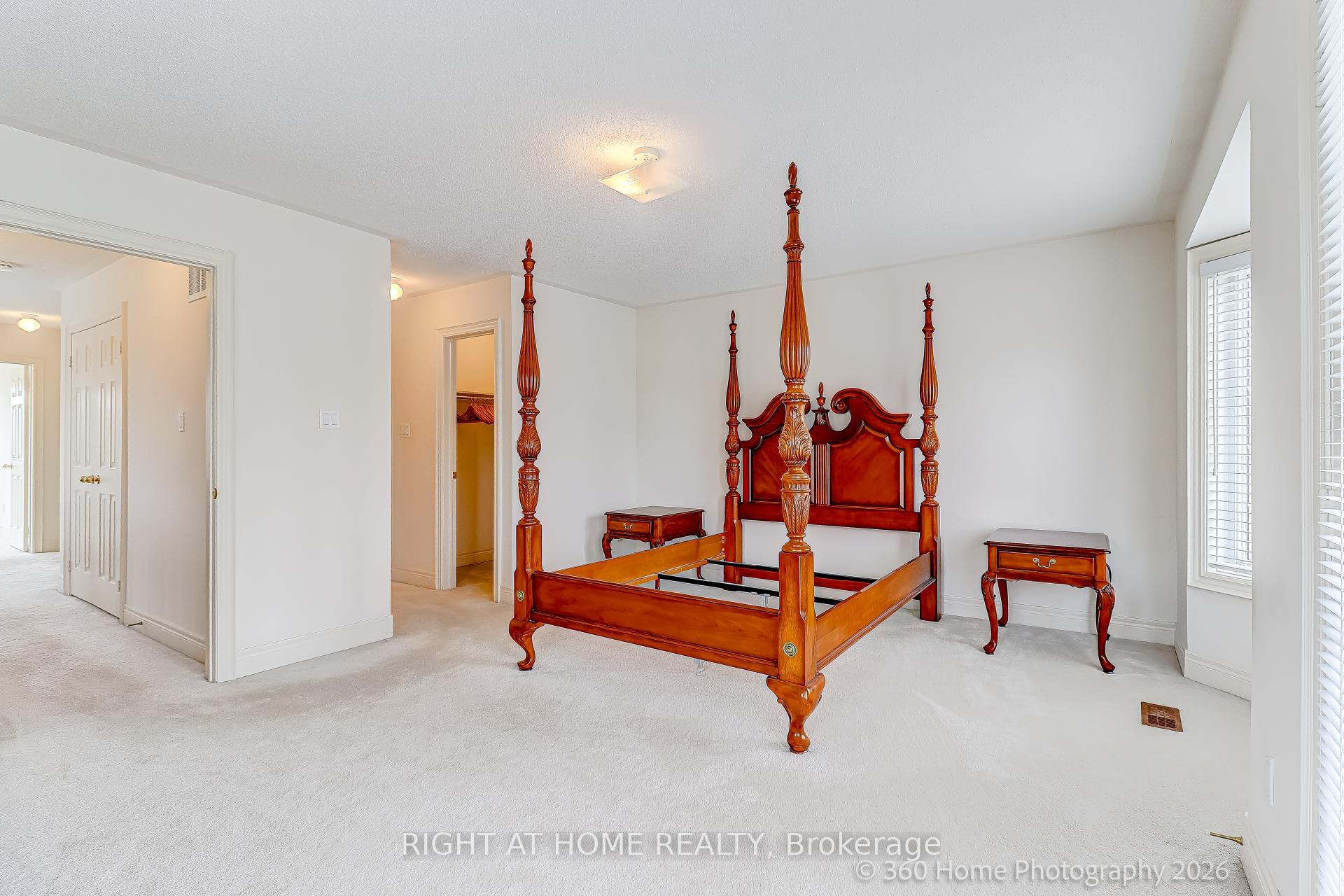 Photo 18 of Unit 2, 1130 Cawthra Road, Mississauga, Mineola — HOMEH
