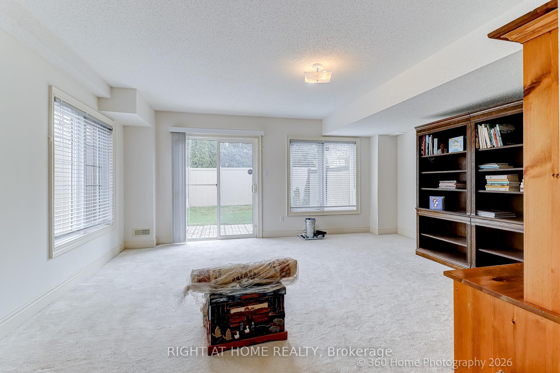 Photo 23 of Unit 2, 1130 Cawthra Road, Mississauga, Mineola — HOMEH