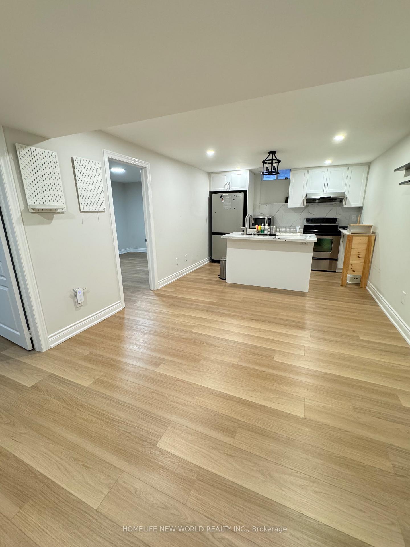 Photo 8 of Unit Bsmt 2, 90 Riverwalk Drive, Markham, Box Grove — HOMEH
