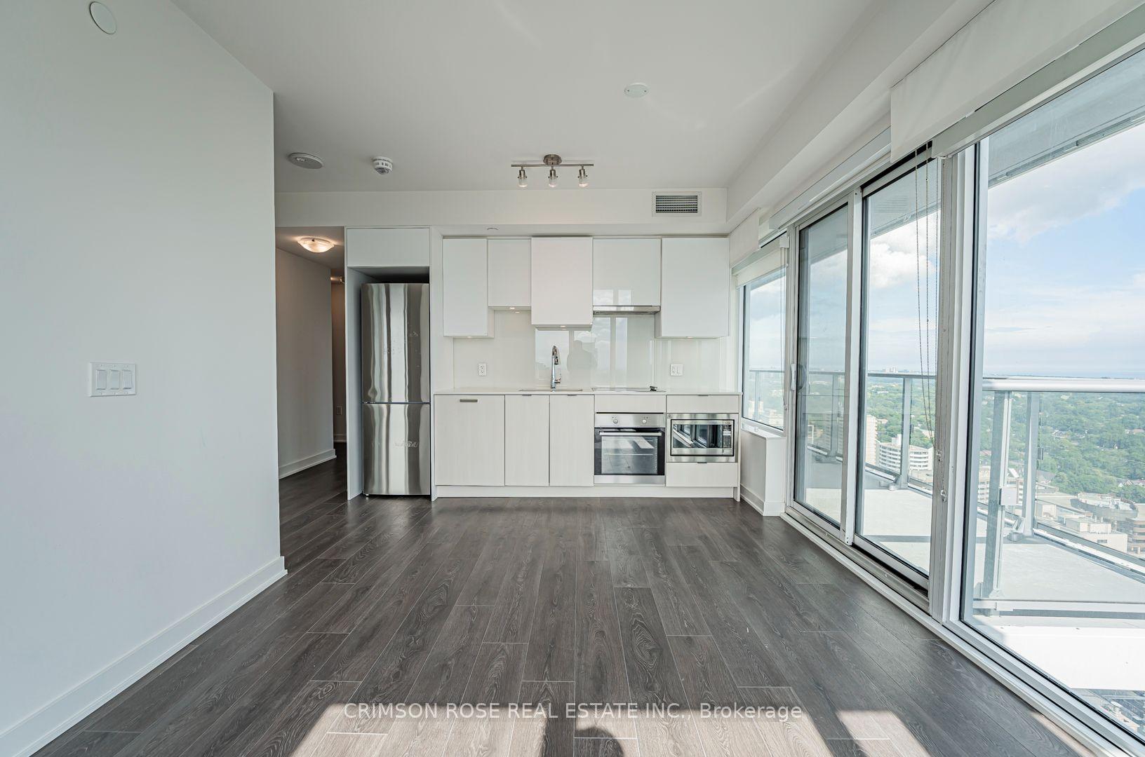 Photo 8 of Unit 3210, 195 Redpath Avenue, Toronto, Mount Pleasant West — HOMEH