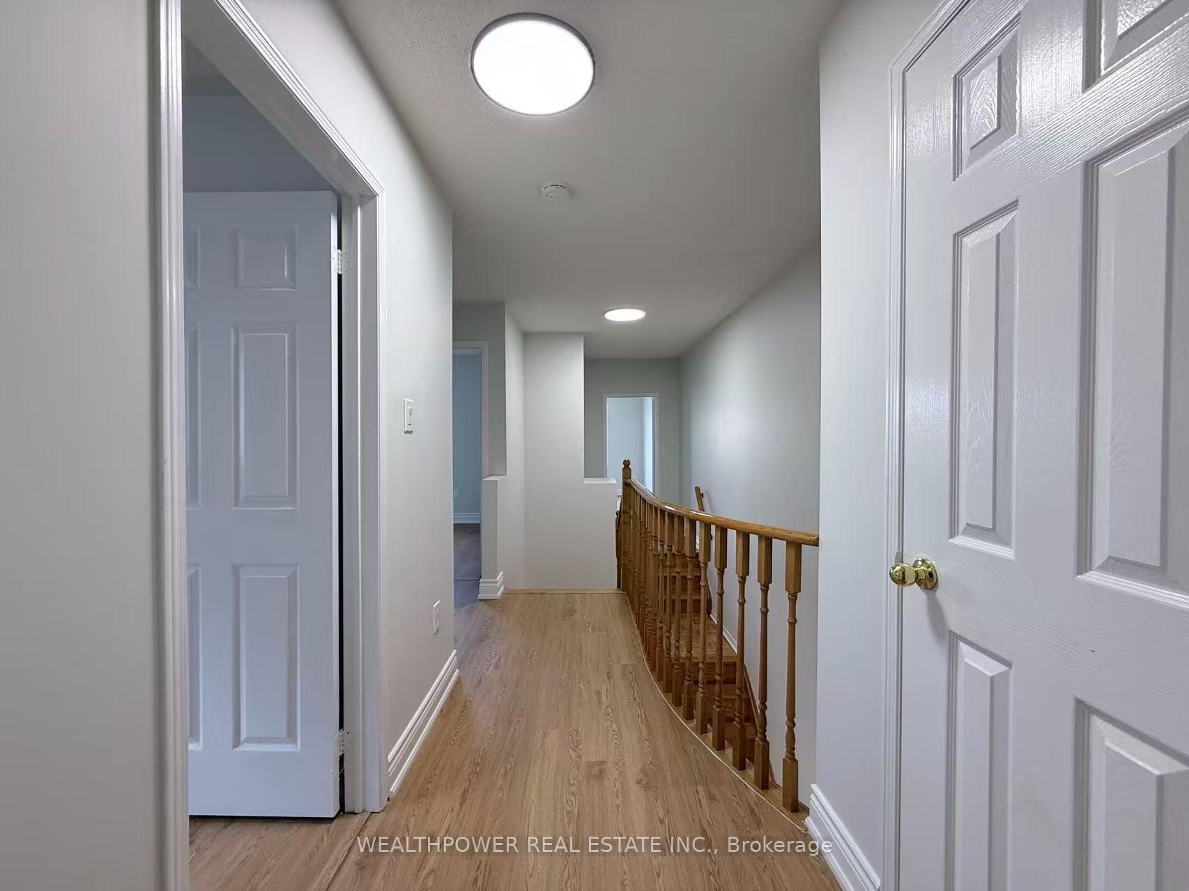 Photo 9 of 567 Summer Park Crescent, Mississauga, Fairview — HOMEH