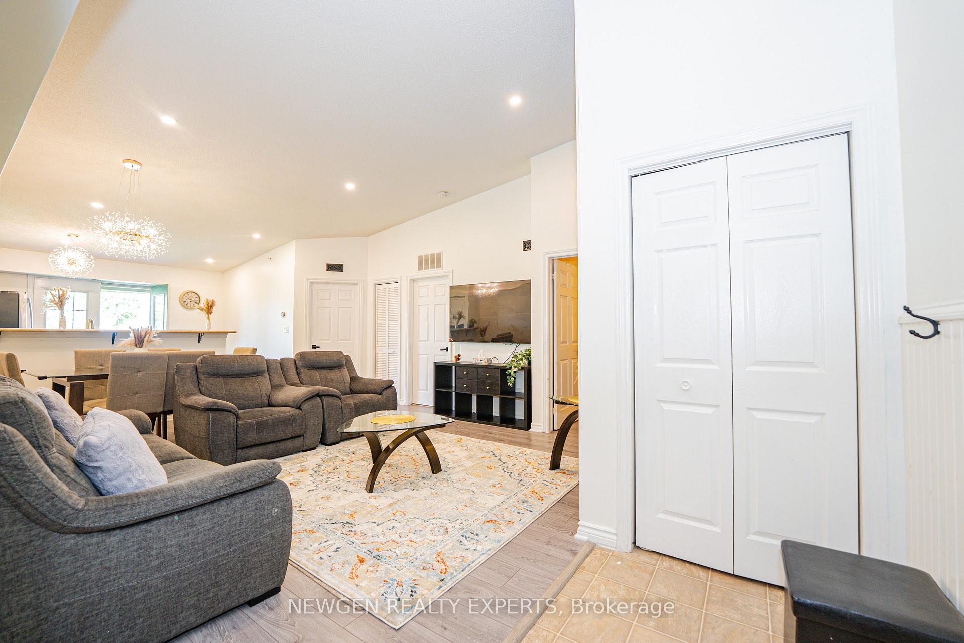 Photo 4 of Unit 405, 1479 Maple Avenue, Milton, Dempsey — HOMEH