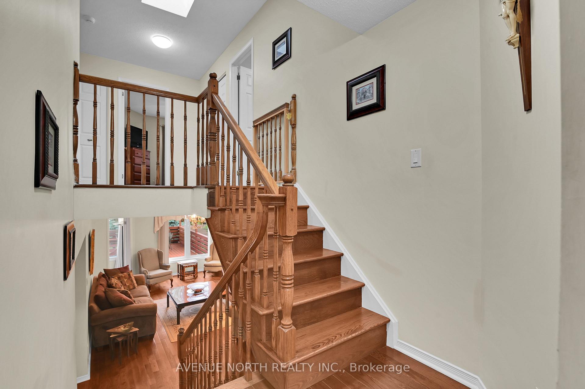 Photo 21 of 48 Hackett Street, Ottawa, Hunt Club Woods — HOMEH