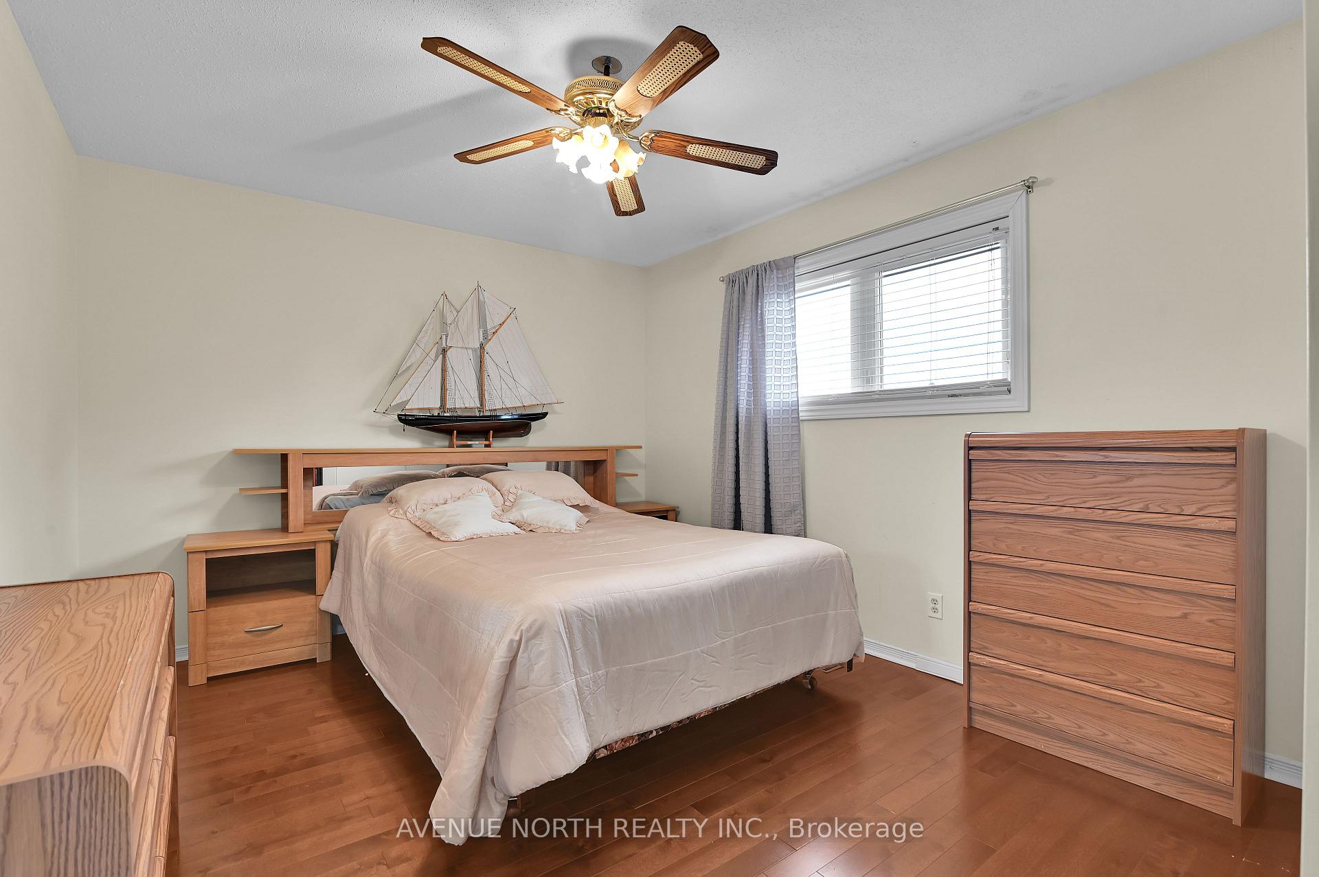Photo 25 of 48 Hackett Street, Ottawa, Hunt Club Woods — HOMEH