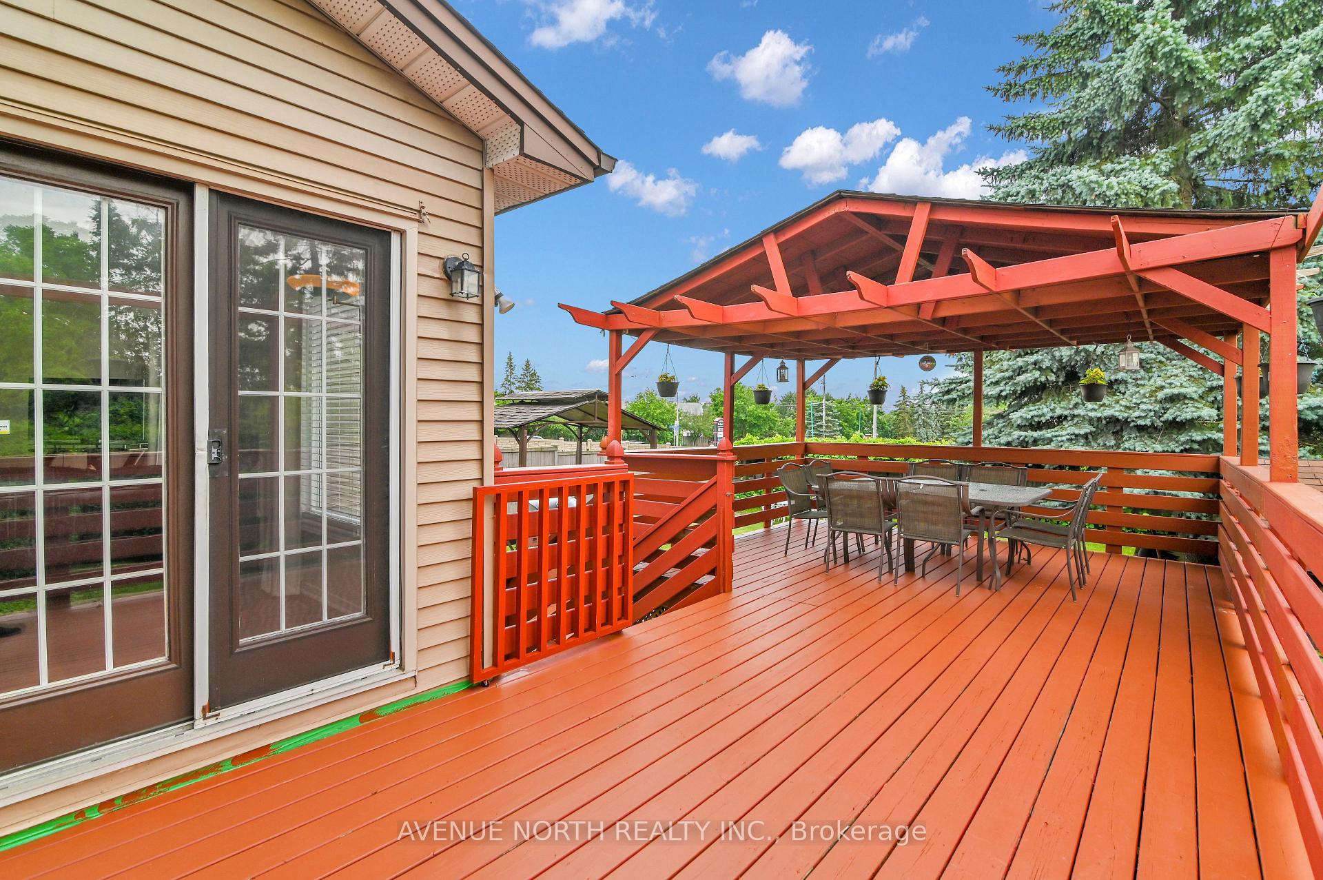 Photo 33 of 48 Hackett Street, Ottawa, Hunt Club Woods — HOMEH
