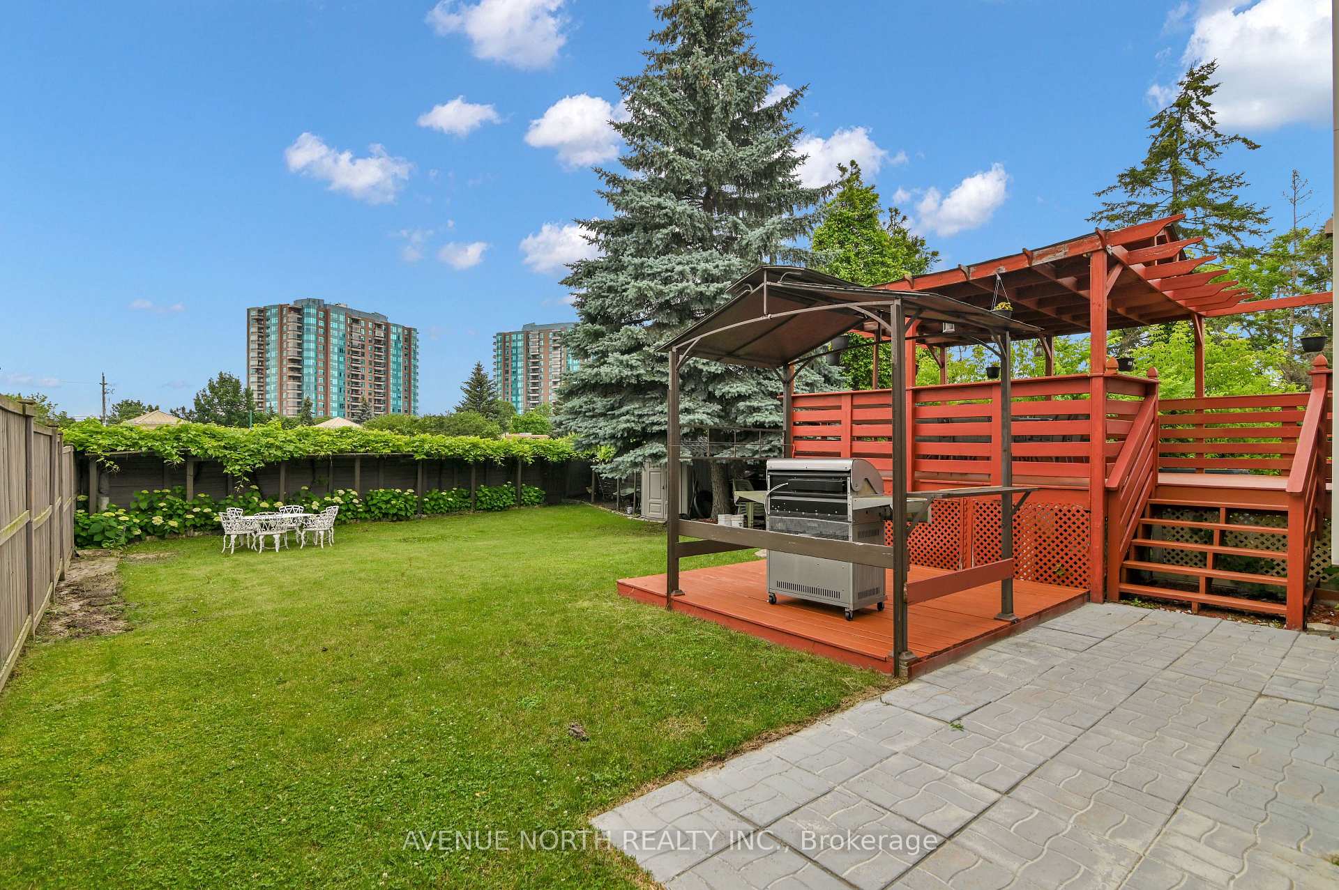 Photo 36 of 48 Hackett Street, Ottawa, Hunt Club Woods — HOMEH