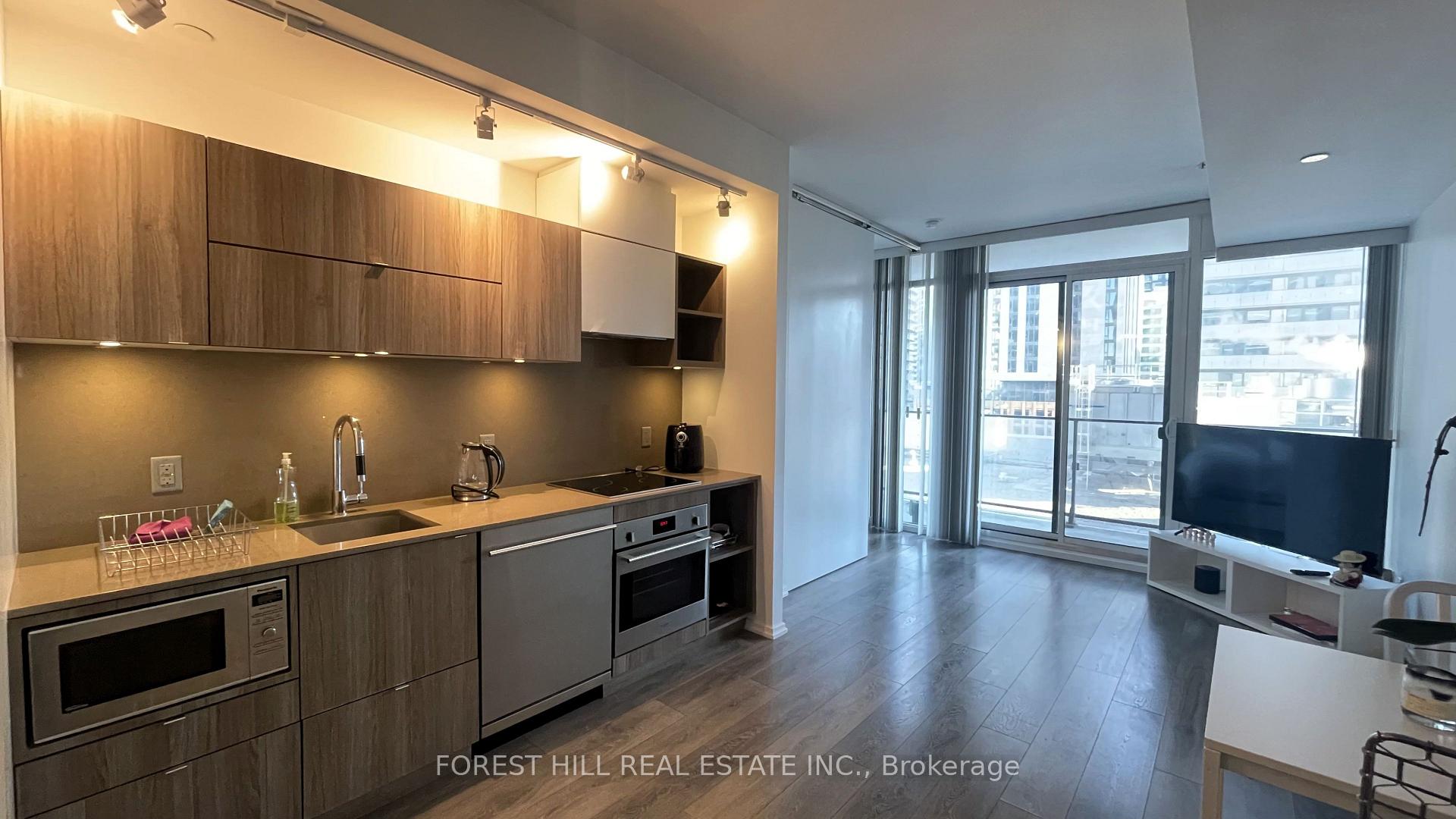 Photo 2 of Unit 1110, 125 Peter Street, Toronto, Waterfront Communities — HOMEH