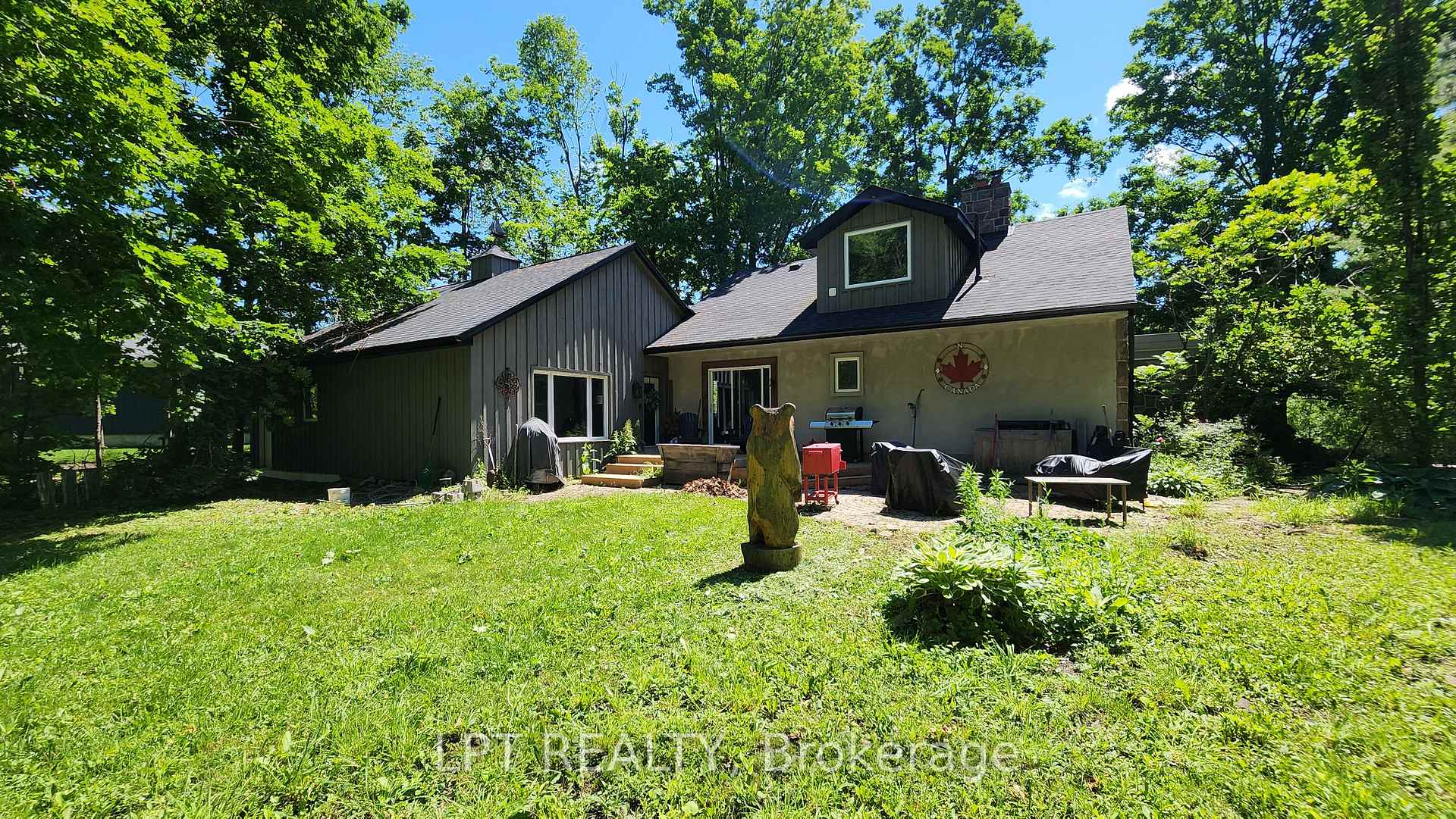 Photo 22 of 1644 Ridge Road E, Oro-Medonte, Hawkestone — HOMEH
