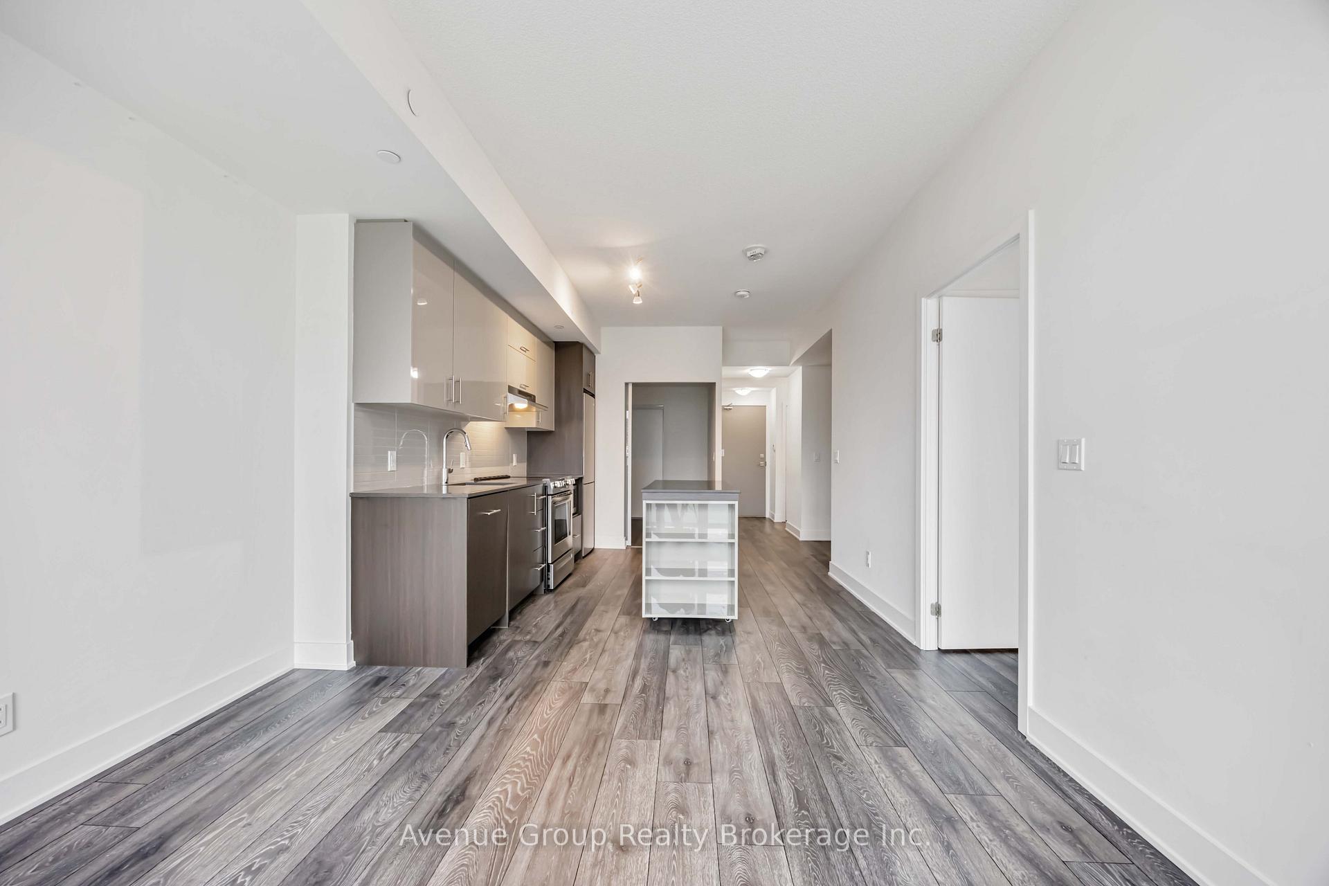 Photo 6 of Unit 308, 188 Fairview Mall Drive, North York, Don Valley Village — HOMEH