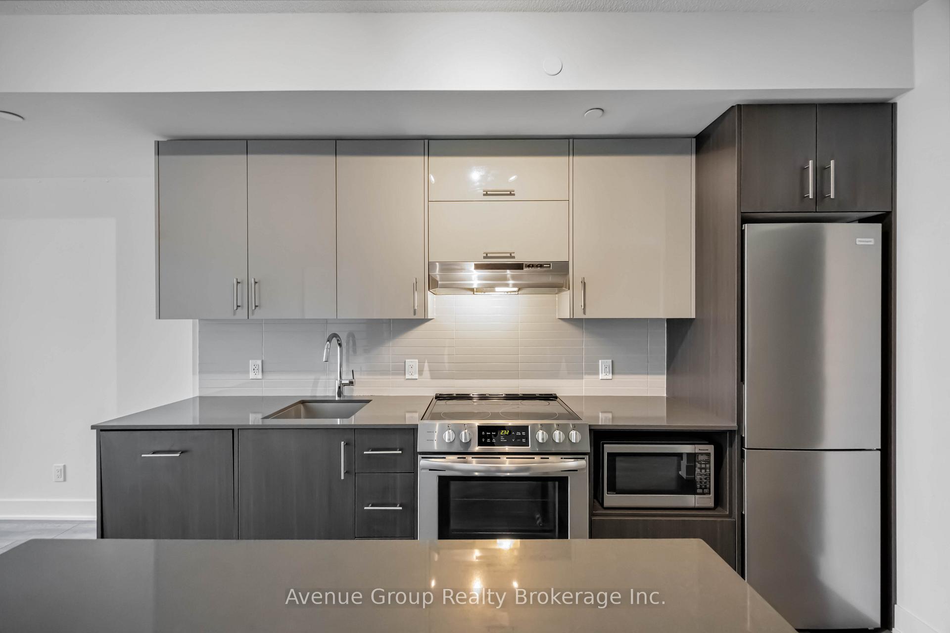 Photo 7 of Unit 308, 188 Fairview Mall Drive, North York, Don Valley Village — HOMEH