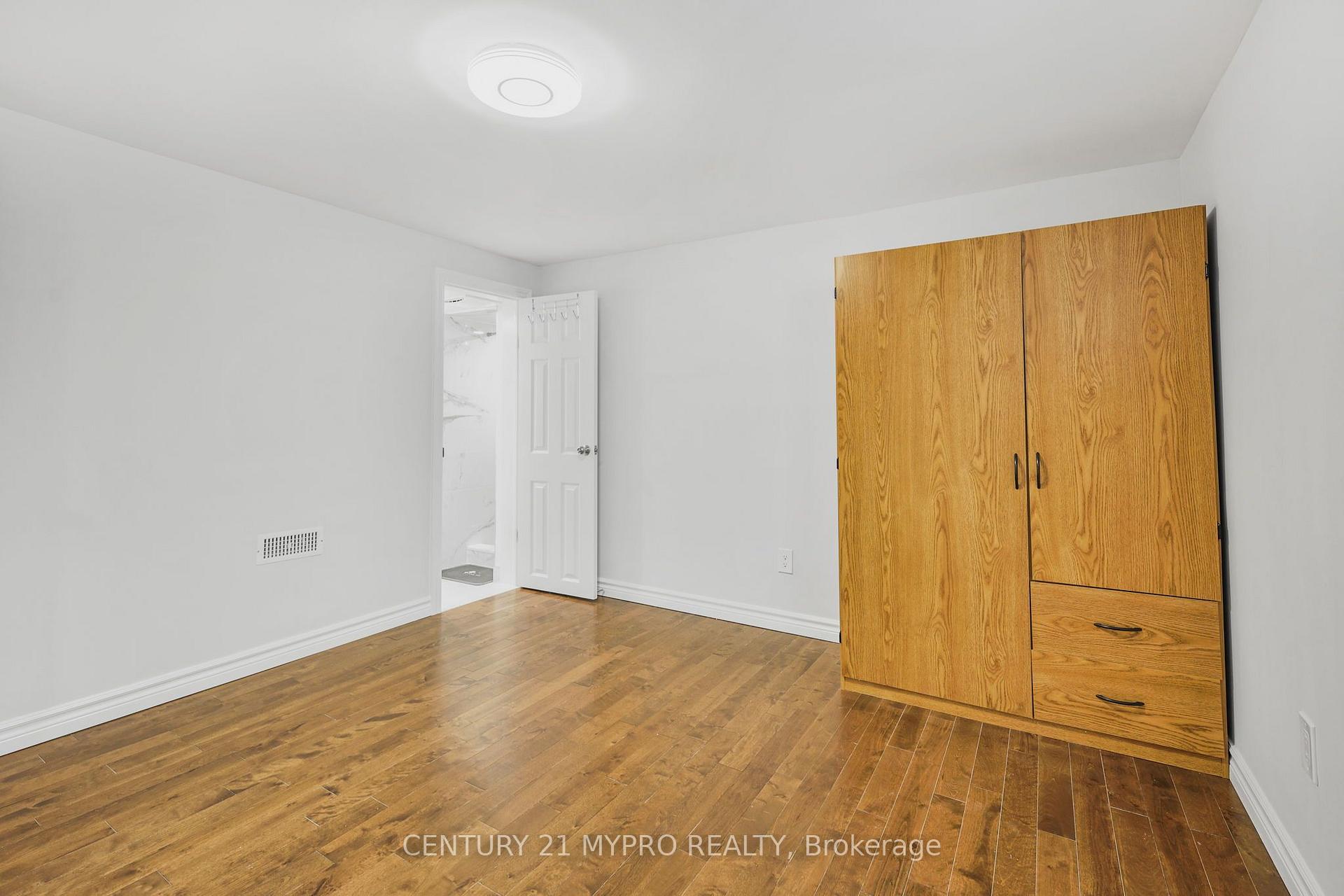 Photo 5 of BSMT 351 Conant Street, Oshawa, Lakeview — HOMEH