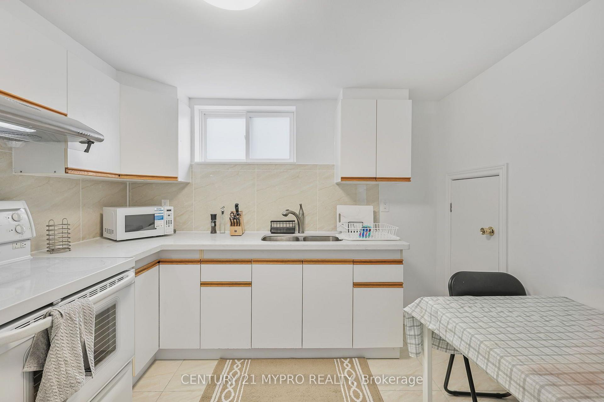 Photo 14 of BSMT 351 Conant Street, Oshawa, Lakeview — HOMEH