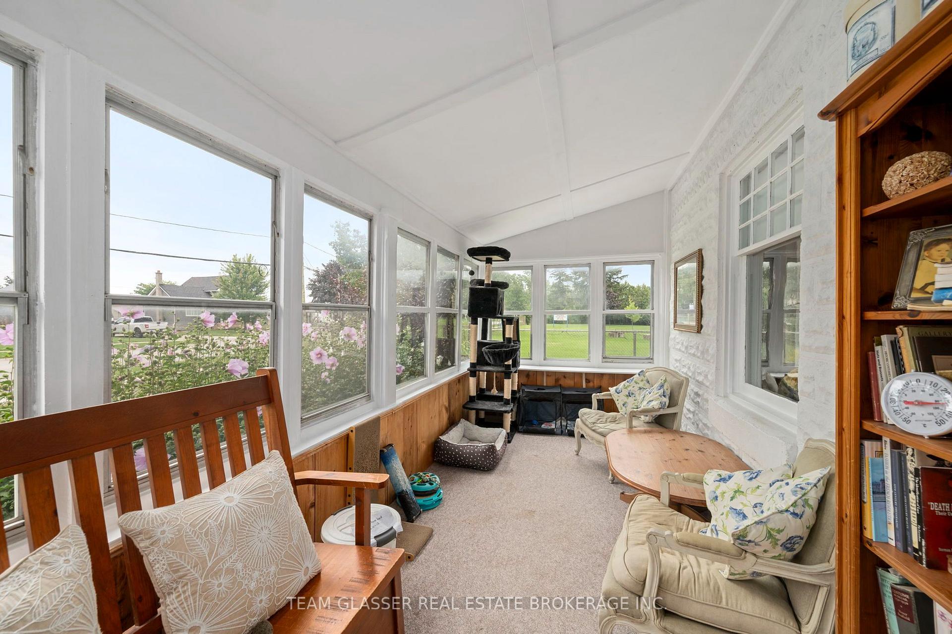 Photo 23 of 151 Main Street, North Middlesex, Parkhill — HOMEH