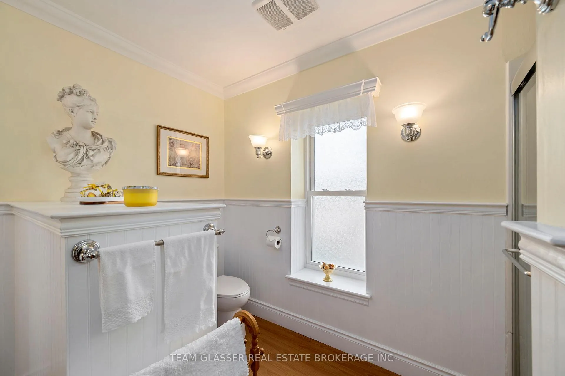 Photo 17 of 151 Main Street, North Middlesex, Parkhill — HOMEH