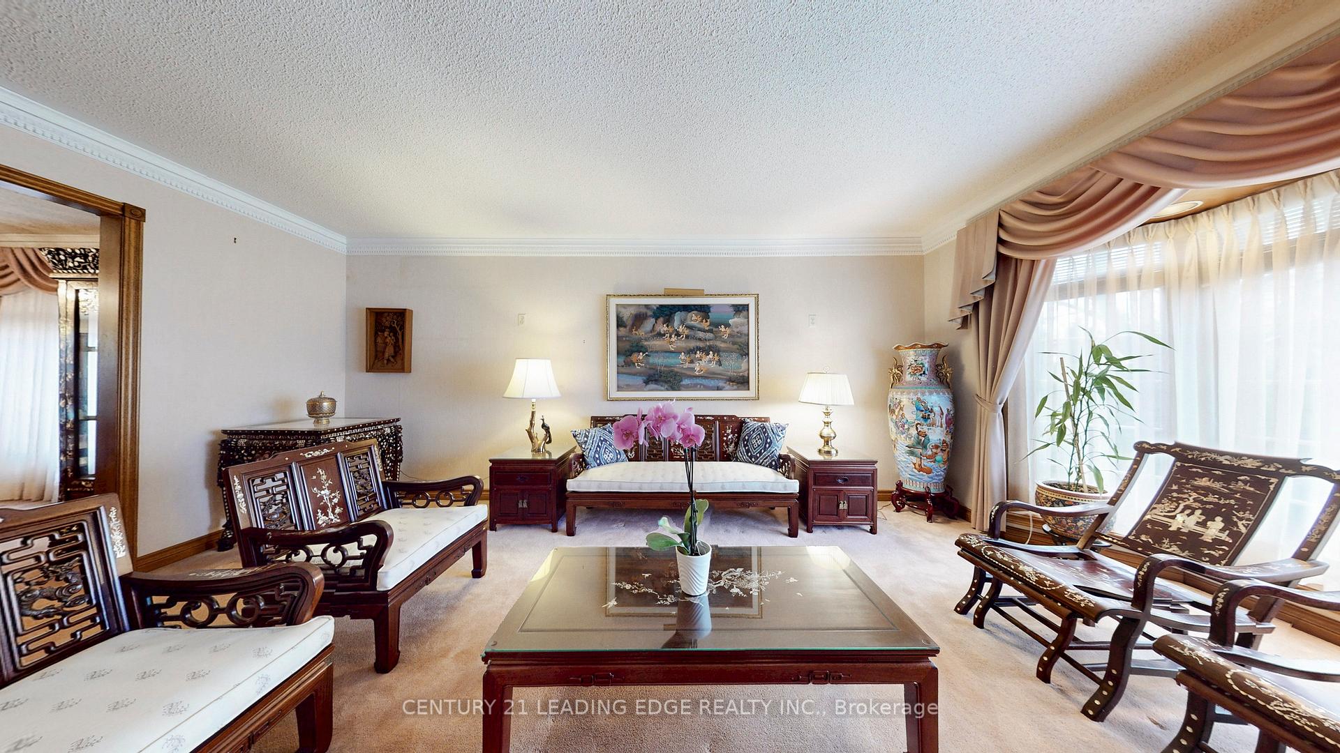 Photo 8 of 1127 Oshawa Boulevard N, Oshawa, Centennial — HOMEH