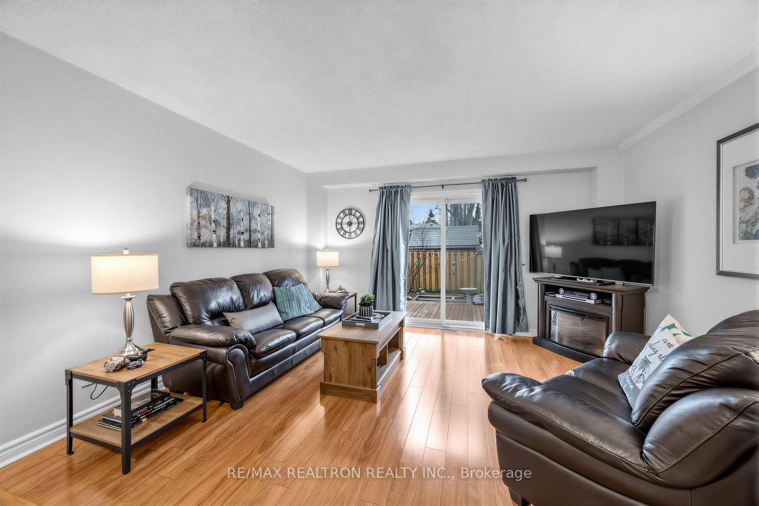 Photo 2 of Unit 1, 6699 Falconer Drive, Mississauga, Streetsville — HOMEH