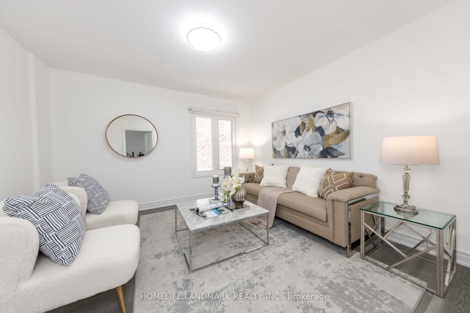 Photo 4 of 116 Jaimie Road, Vaughan, Brownridge — HOMEH