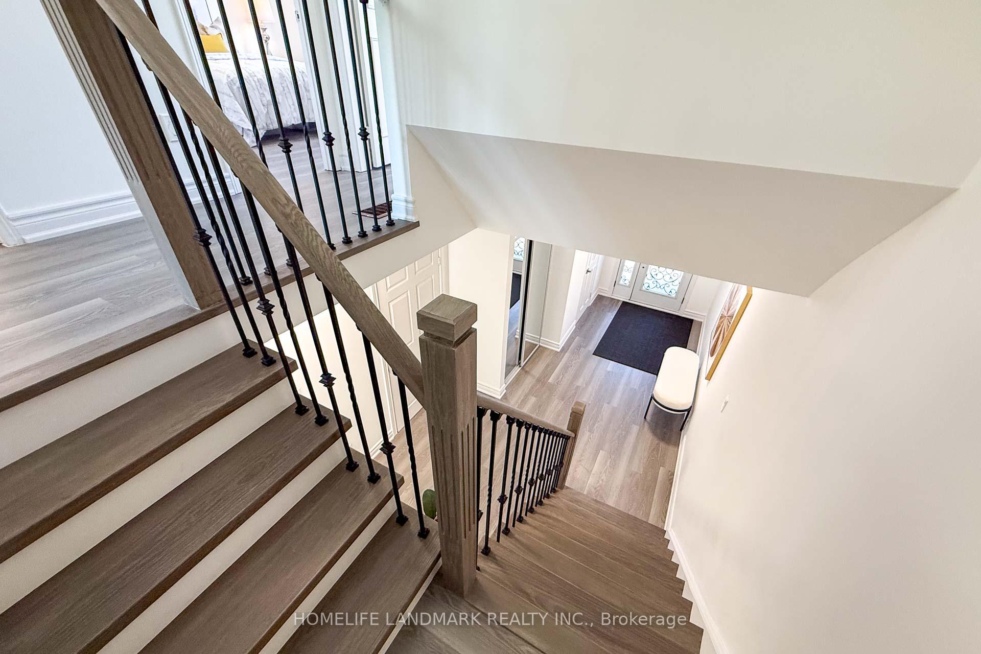 Photo 16 of 116 Jaimie Road, Vaughan, Brownridge — HOMEH