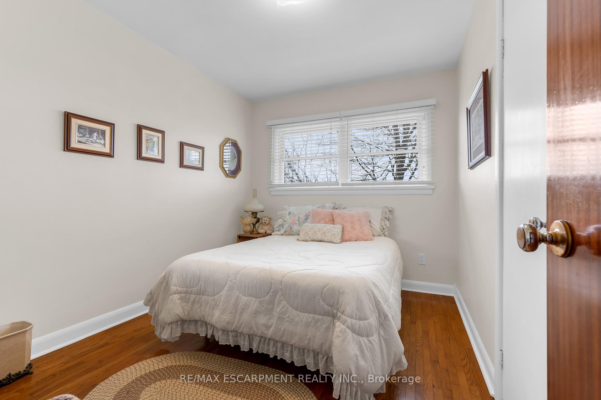 Photo 11 of 609 Green Mountain Road E, Hamilton, Rural Stoney Creek — HOMEH
