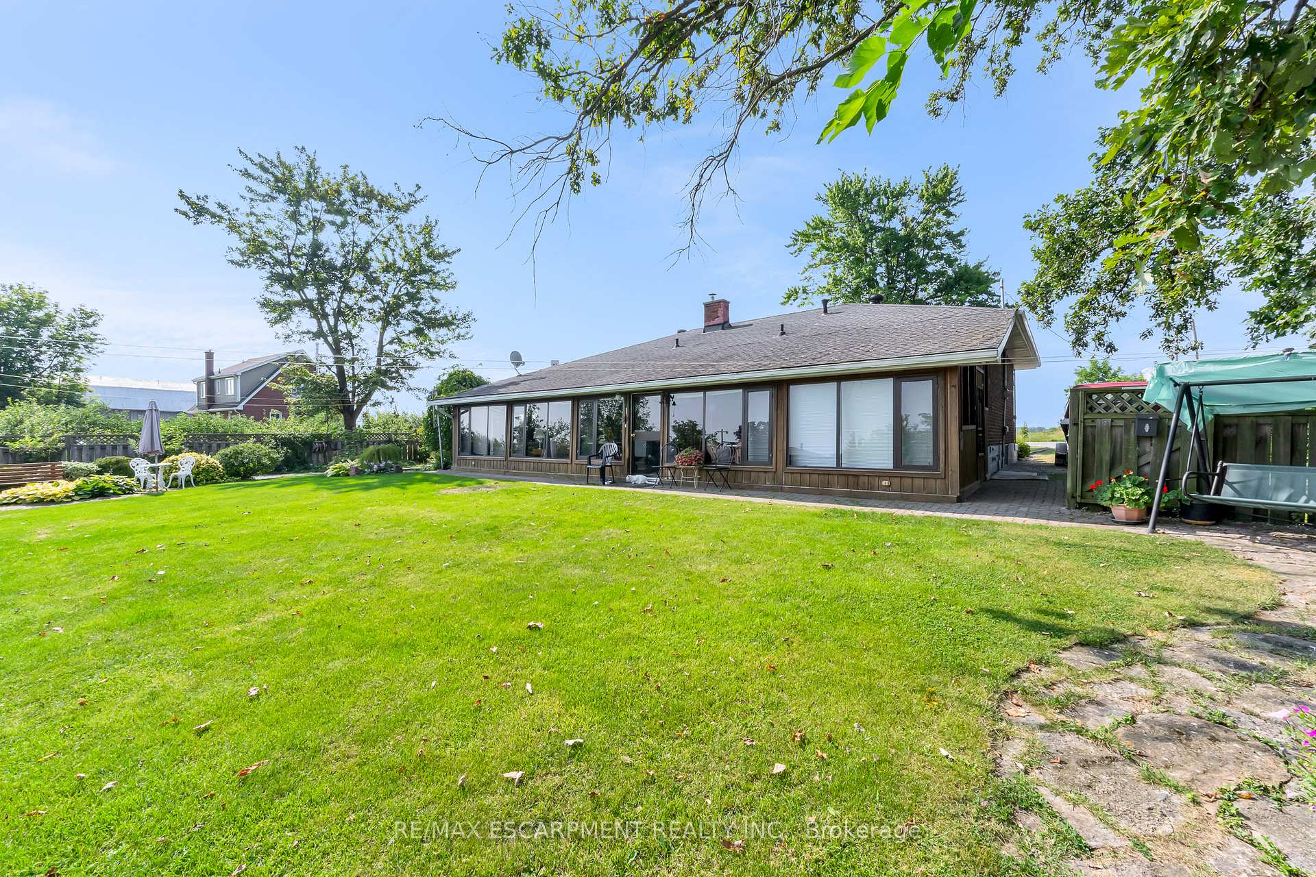 Photo 22 of 609 Green Mountain Road E, Hamilton, Rural Stoney Creek — HOMEH