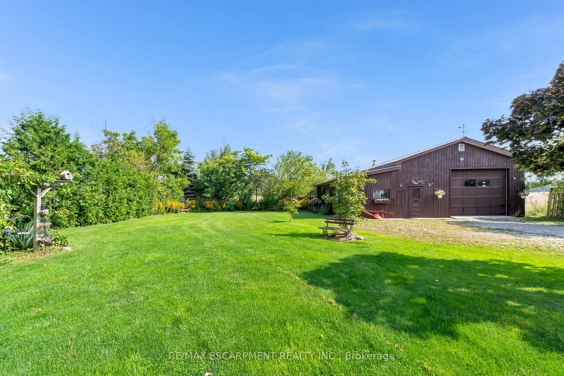 Photo 25 of 609 Green Mountain Road E, Hamilton, Rural Stoney Creek — HOMEH