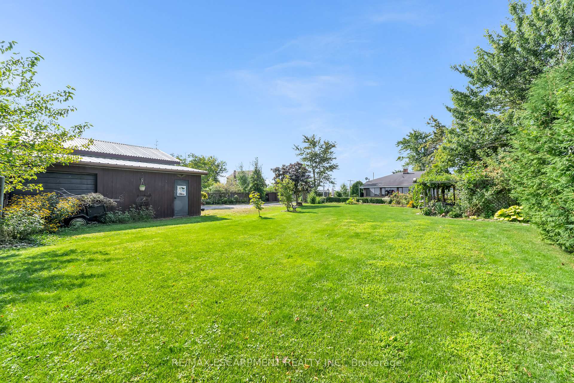 Photo 26 of 609 Green Mountain Road E, Hamilton, Rural Stoney Creek — HOMEH
