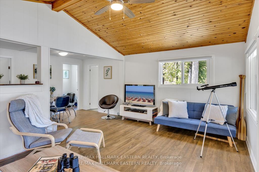 Photo 11 of 1810 Hull Road, Douro-Dummer — HOMEH