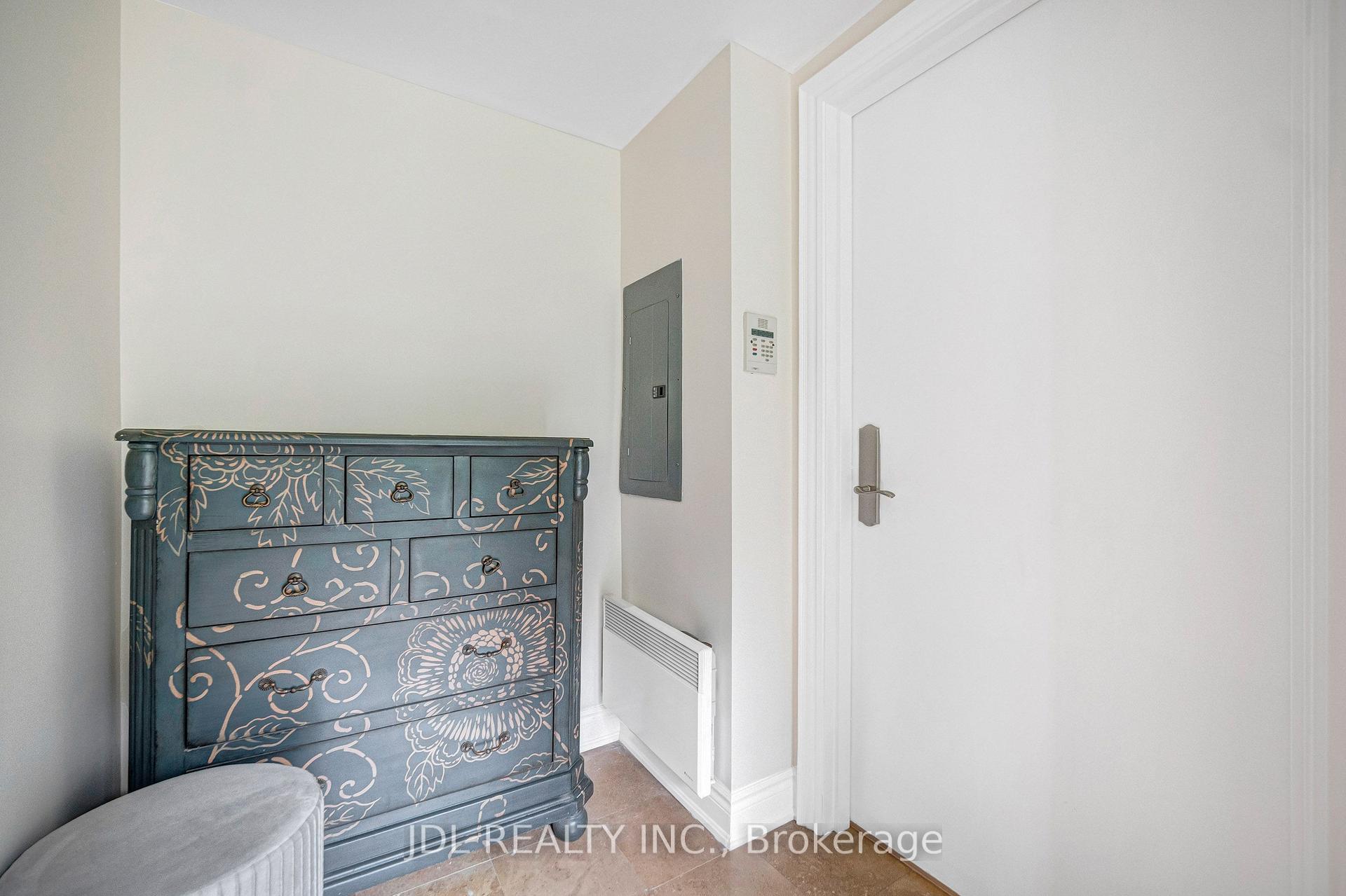 Photo 2 of Unit TH07, 761 Bay Street, Toronto, Bay Street Corridor — HOMEH