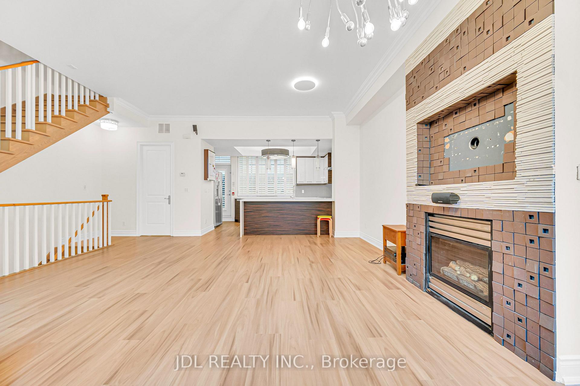 Photo 10 of Unit TH07, 761 Bay Street, Toronto, Bay Street Corridor — HOMEH