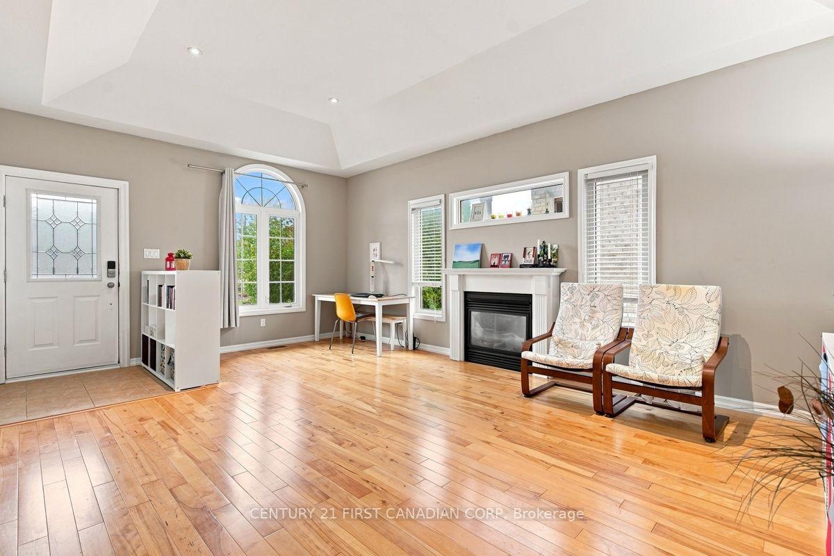Photo 44 of Unit 7, 1571 Coronation Drive, London, North I — HOMEH