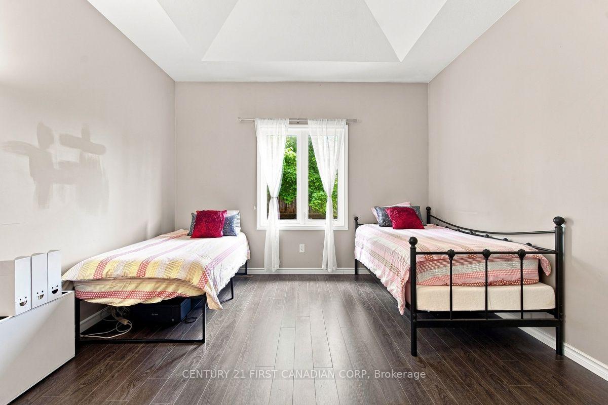 Photo 57 of Unit 7, 1571 Coronation Drive, London, North I — HOMEH