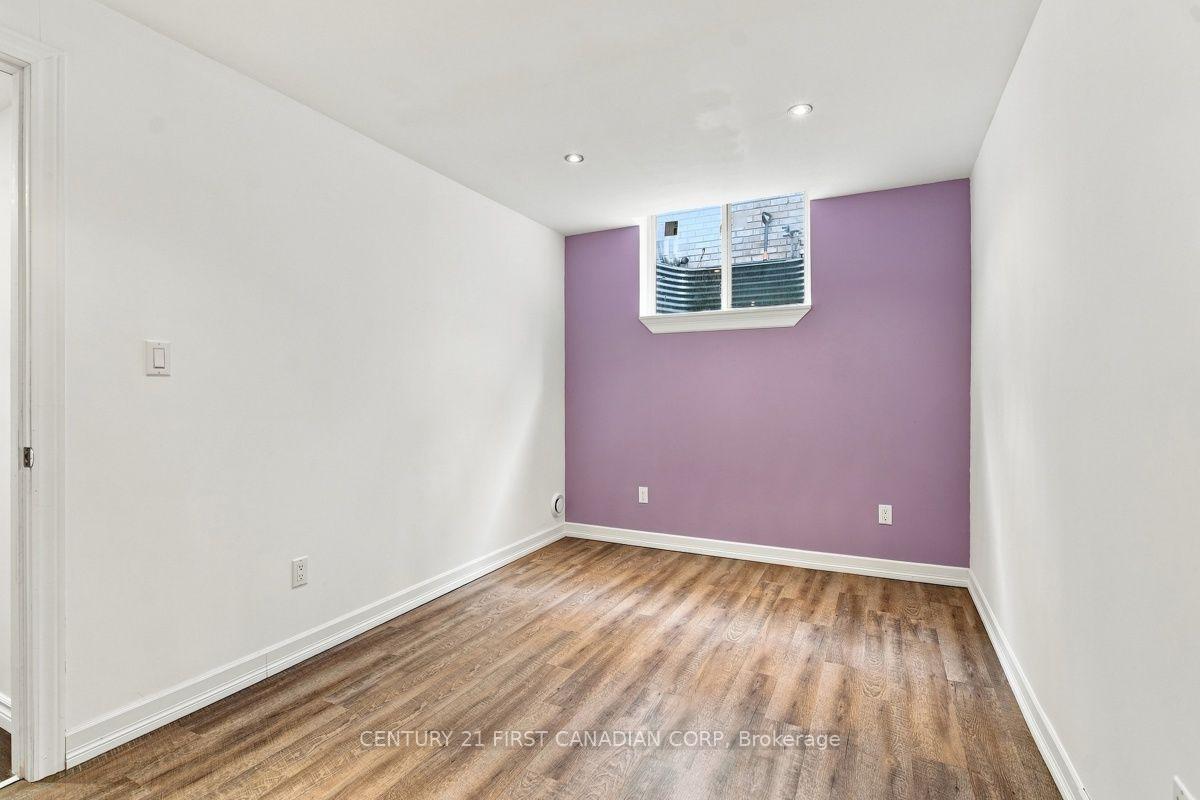 Photo 74 of Unit 7, 1571 Coronation Drive, London, North I — HOMEH
