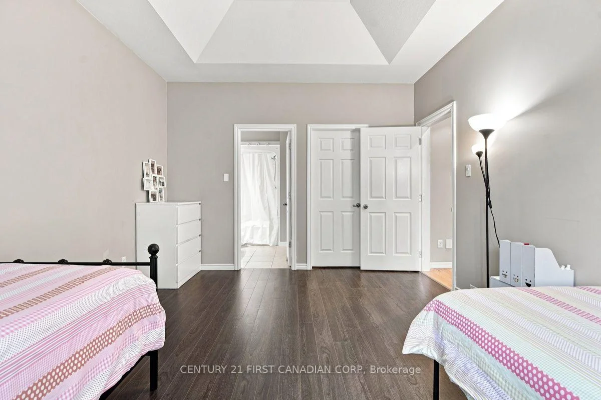 Photo 12 of Unit 7, 1571 Coronation Drive, London, North I — HOMEH