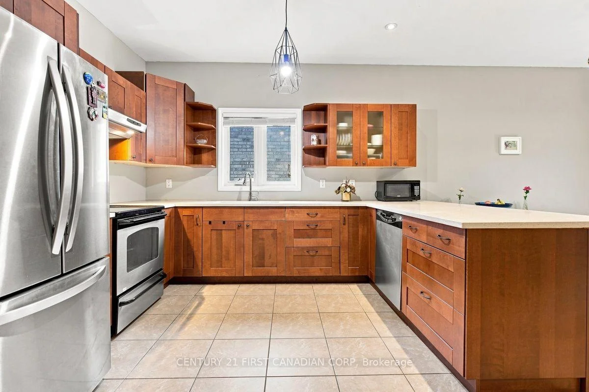 Photo 21 of Unit 7, 1571 Coronation Drive, London, North I — HOMEH