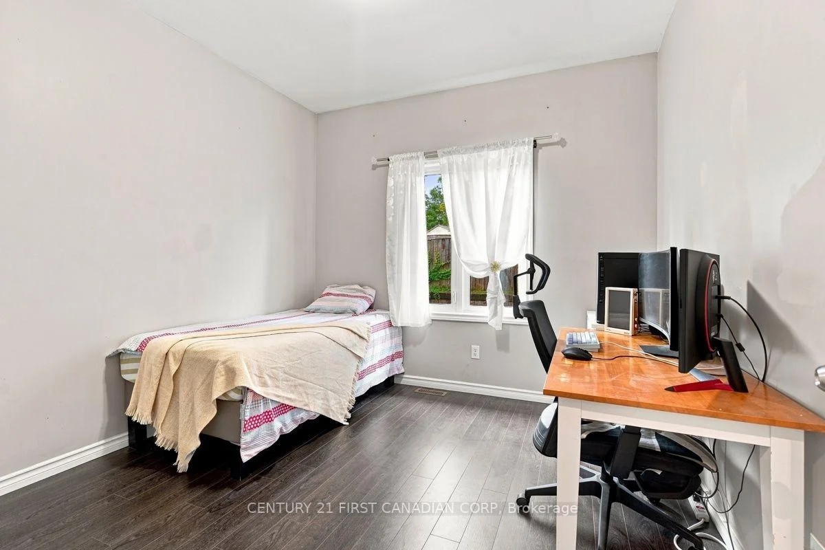 Photo 39 of Unit 7, 1571 Coronation Drive, London, North I — HOMEH
