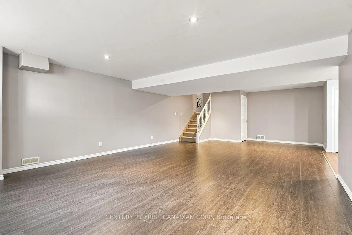 Photo 42 of Unit 7, 1571 Coronation Drive, London, North I — HOMEH