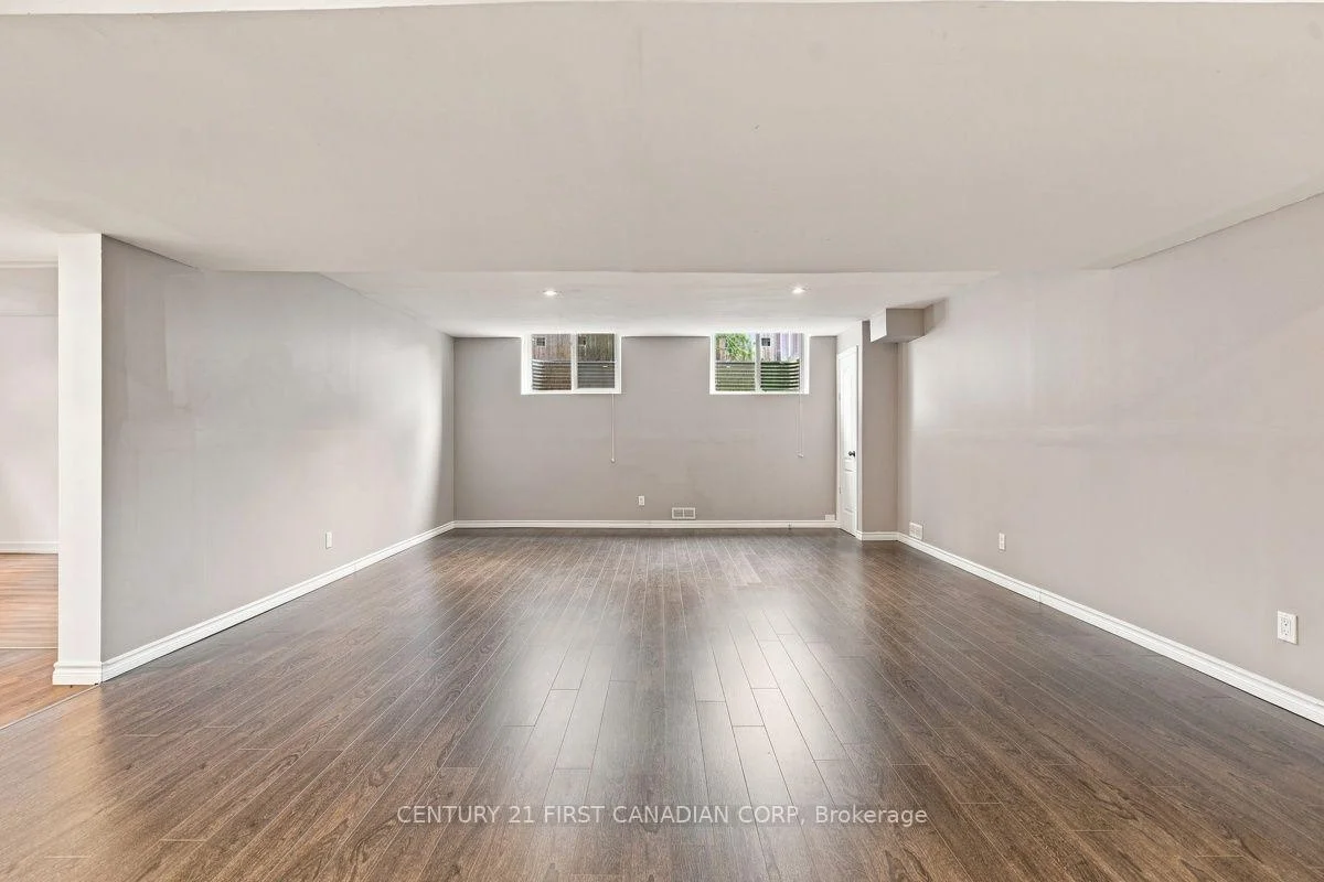 Photo 47 of Unit 7, 1571 Coronation Drive, London, North I — HOMEH