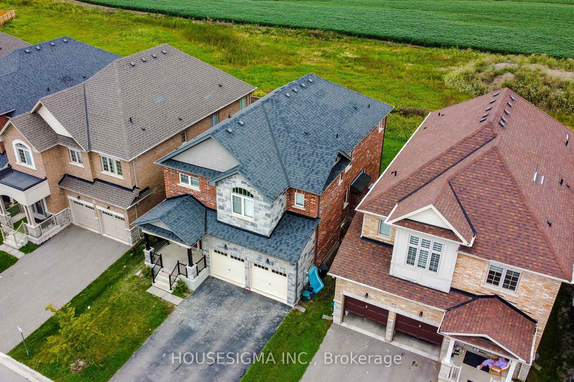 Photo 2 of 91 Homestead Way, Thorold, Rolling Meadows — HOMEH