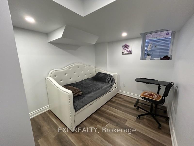 Photo 6 of Unit Basement, 307 Burloak Drive, Oakville, Bronte — HOMEH