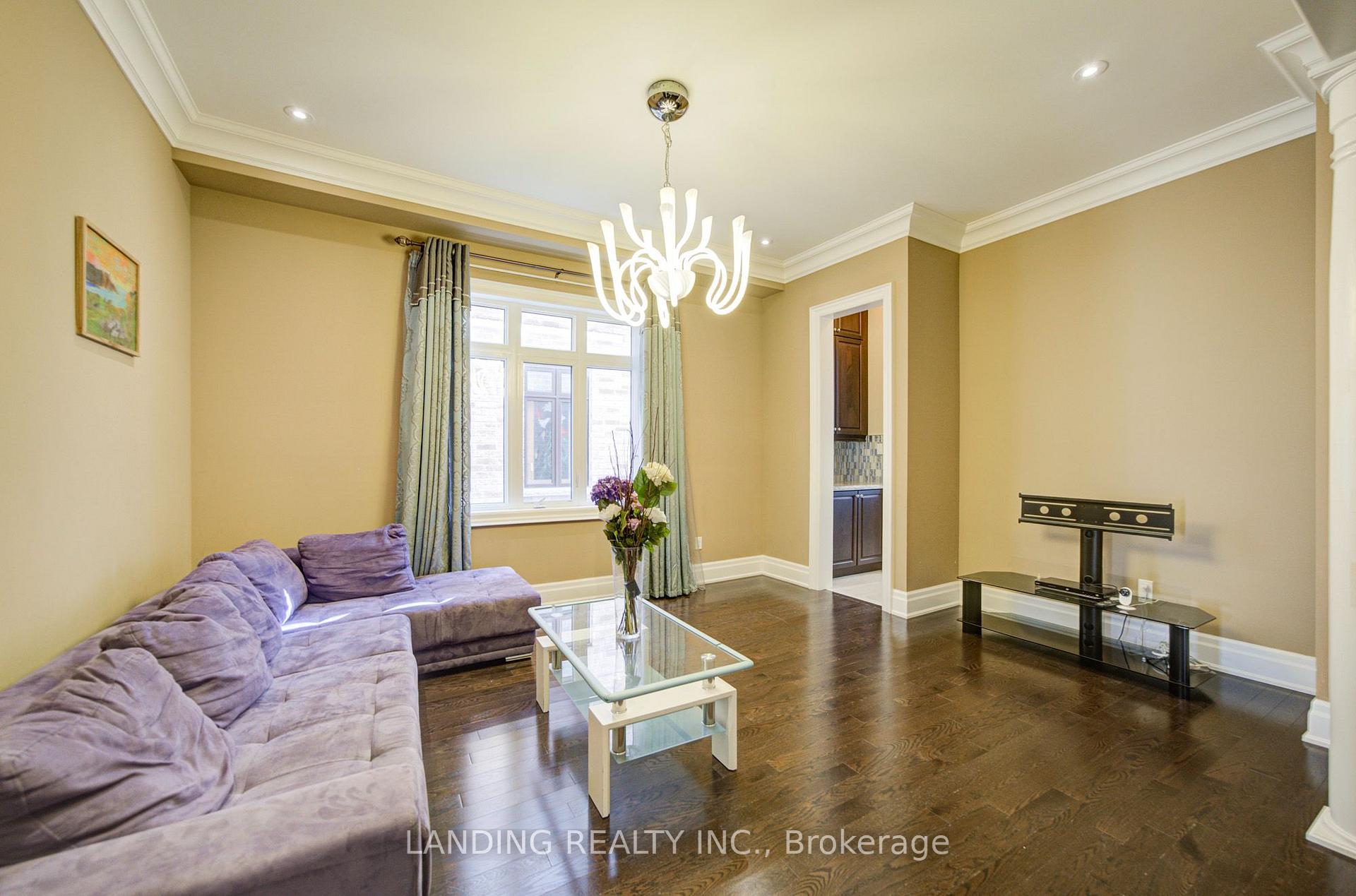 Photo 6 of 57 Strawbridge Farm Drive, Aurora, Aurora Grove — HOMEH