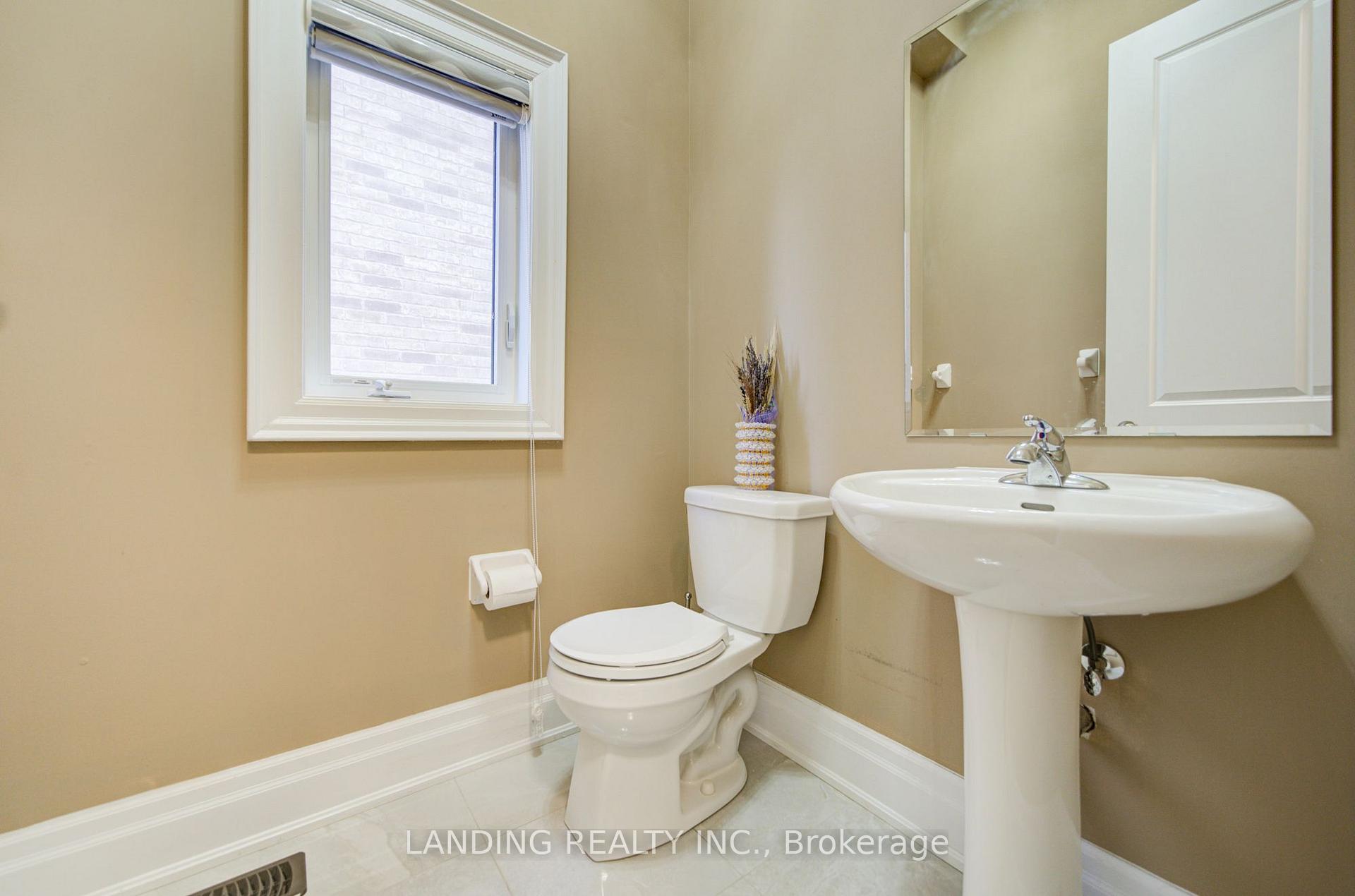 Photo 7 of 57 Strawbridge Farm Drive, Aurora, Aurora Grove — HOMEH