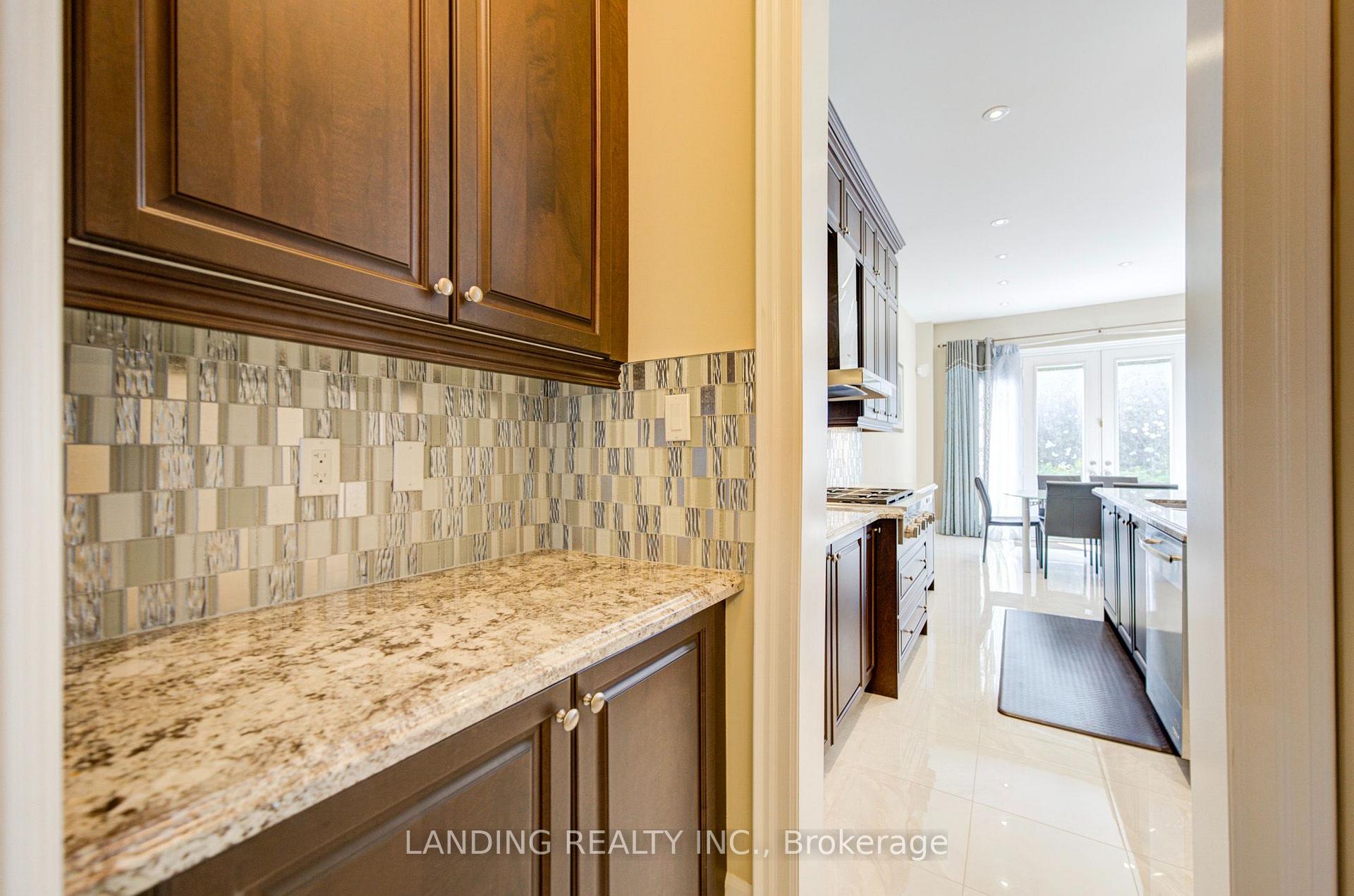 Photo 8 of 57 Strawbridge Farm Drive, Aurora, Aurora Grove — HOMEH