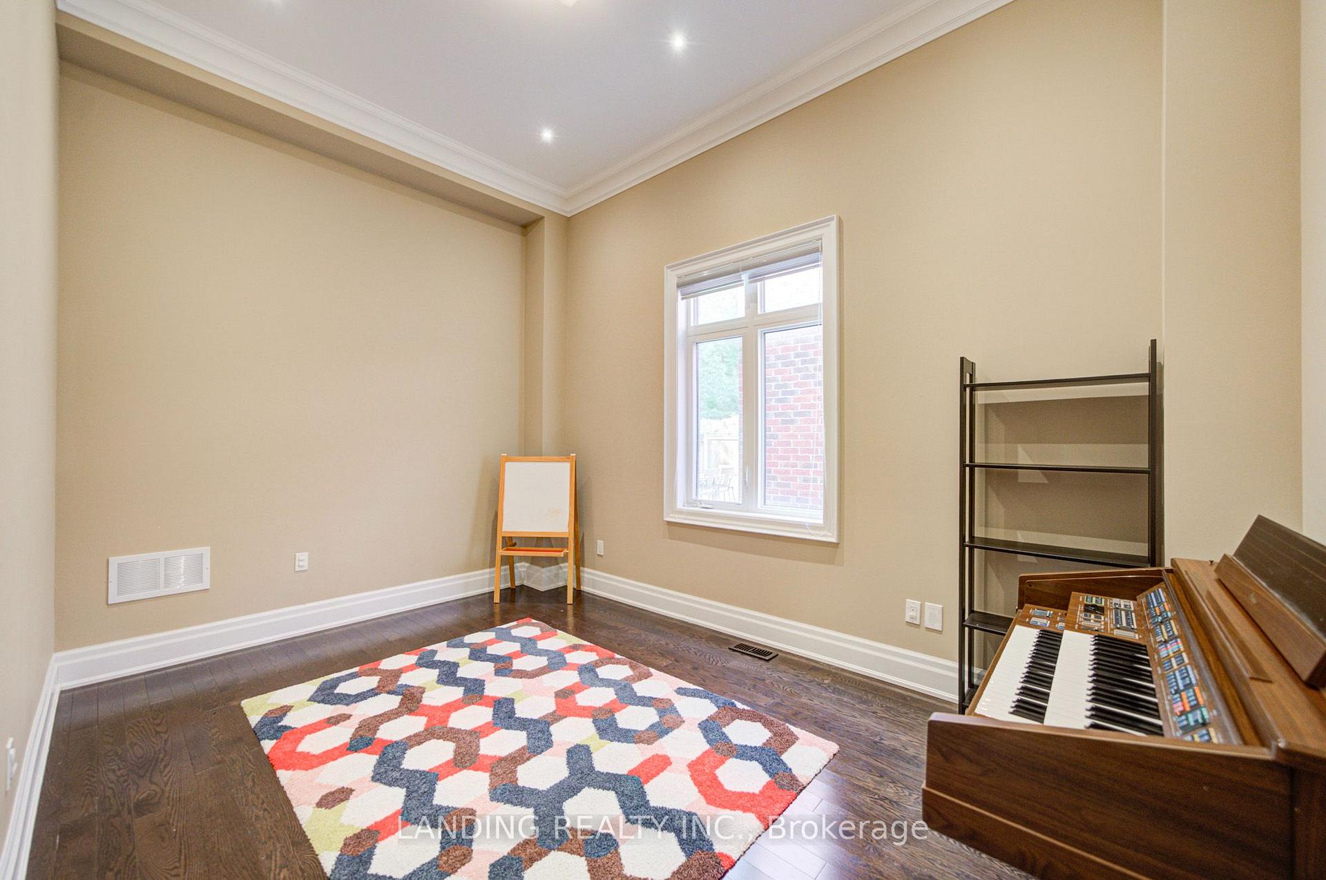 Photo 11 of 57 Strawbridge Farm Drive, Aurora, Aurora Grove — HOMEH