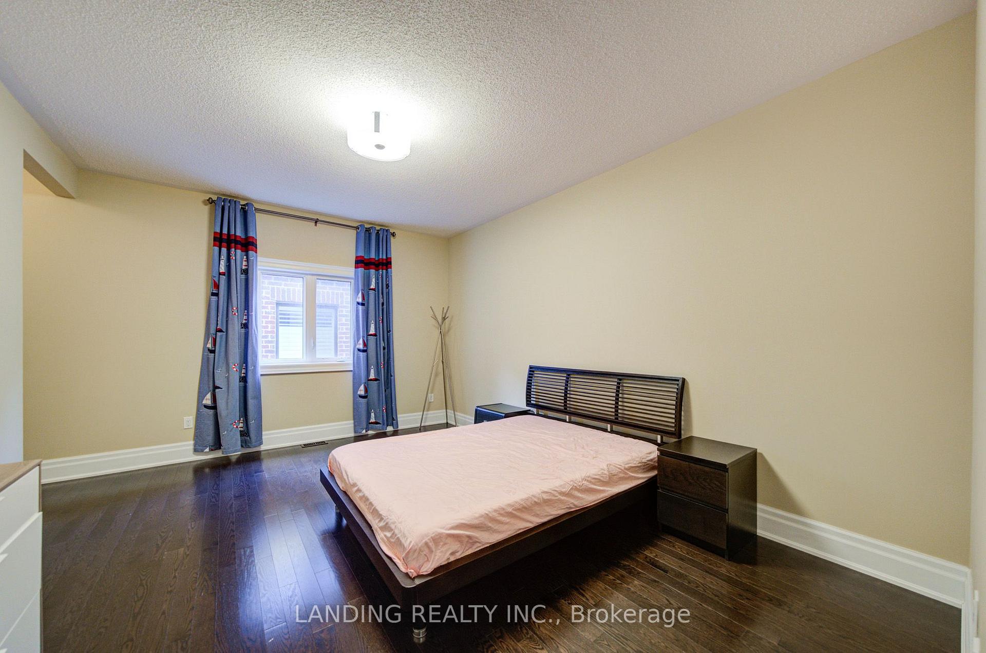 Photo 29 of 57 Strawbridge Farm Drive, Aurora, Aurora Grove — HOMEH