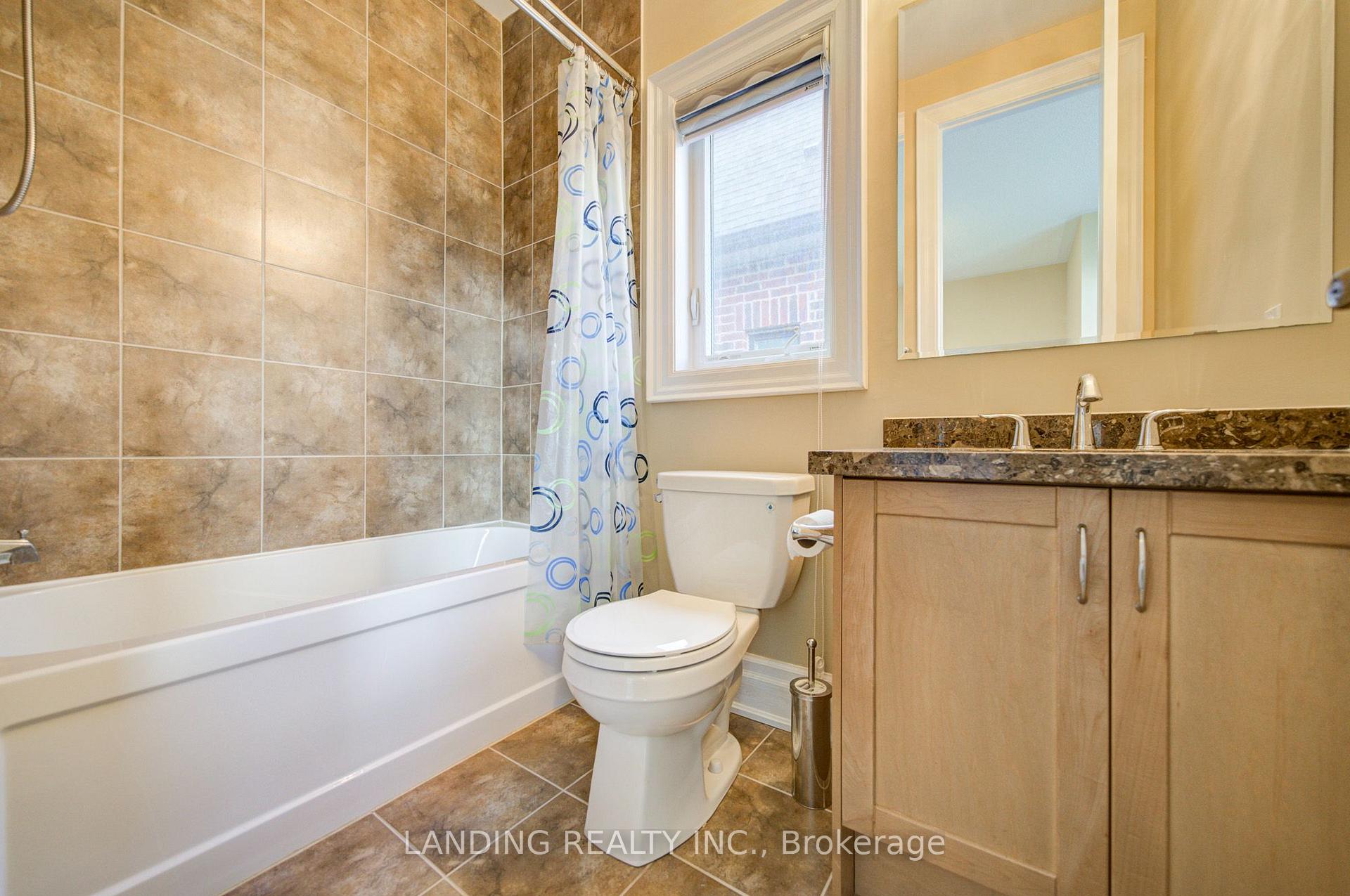 Photo 32 of 57 Strawbridge Farm Drive, Aurora, Aurora Grove — HOMEH