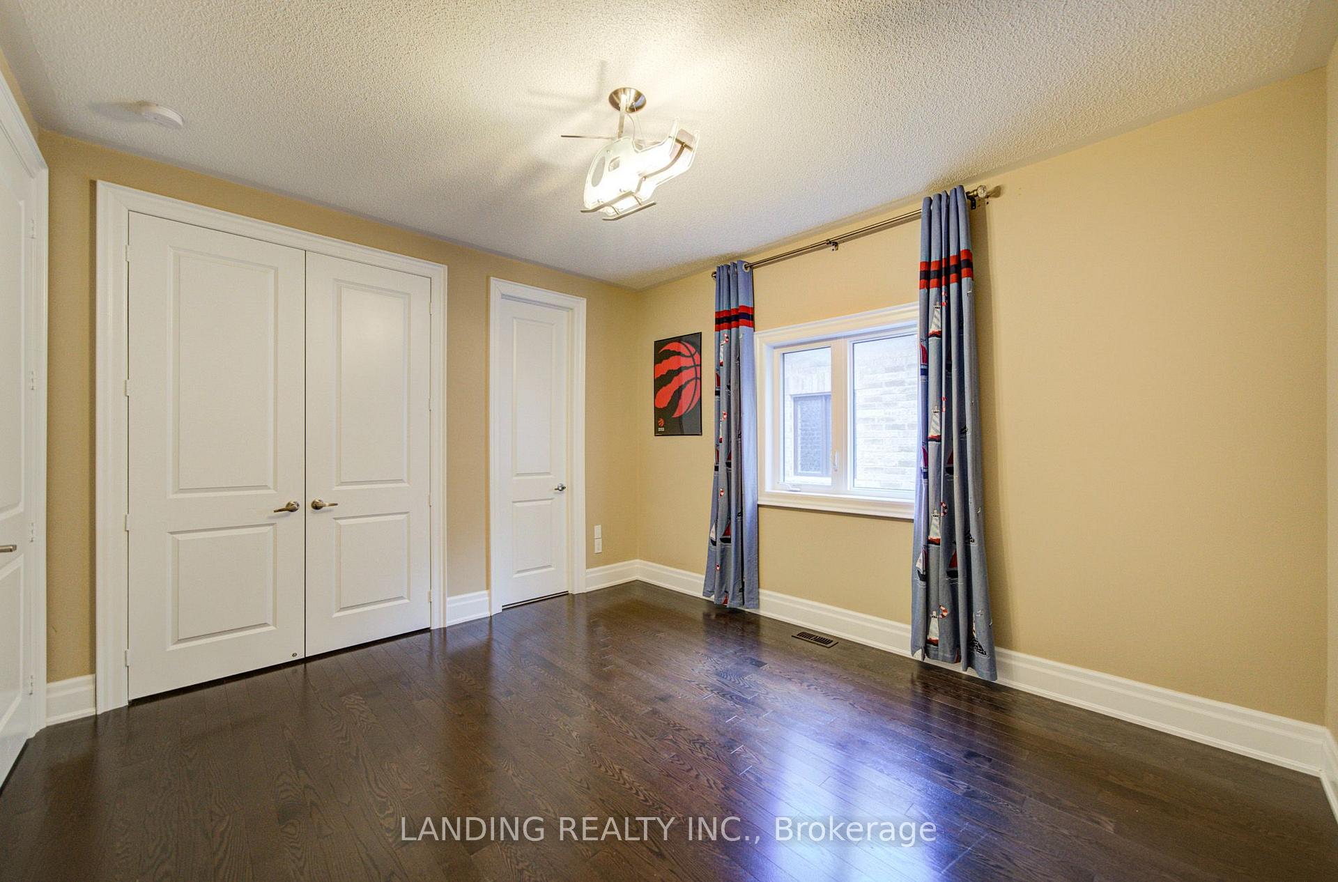 Photo 37 of 57 Strawbridge Farm Drive, Aurora, Aurora Grove — HOMEH
