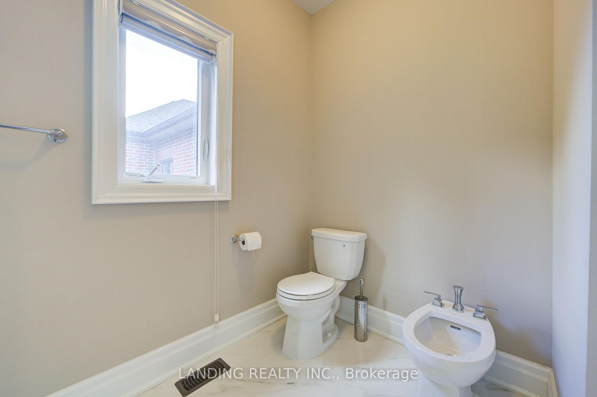 Photo 45 of 57 Strawbridge Farm Drive, Aurora, Aurora Grove — HOMEH