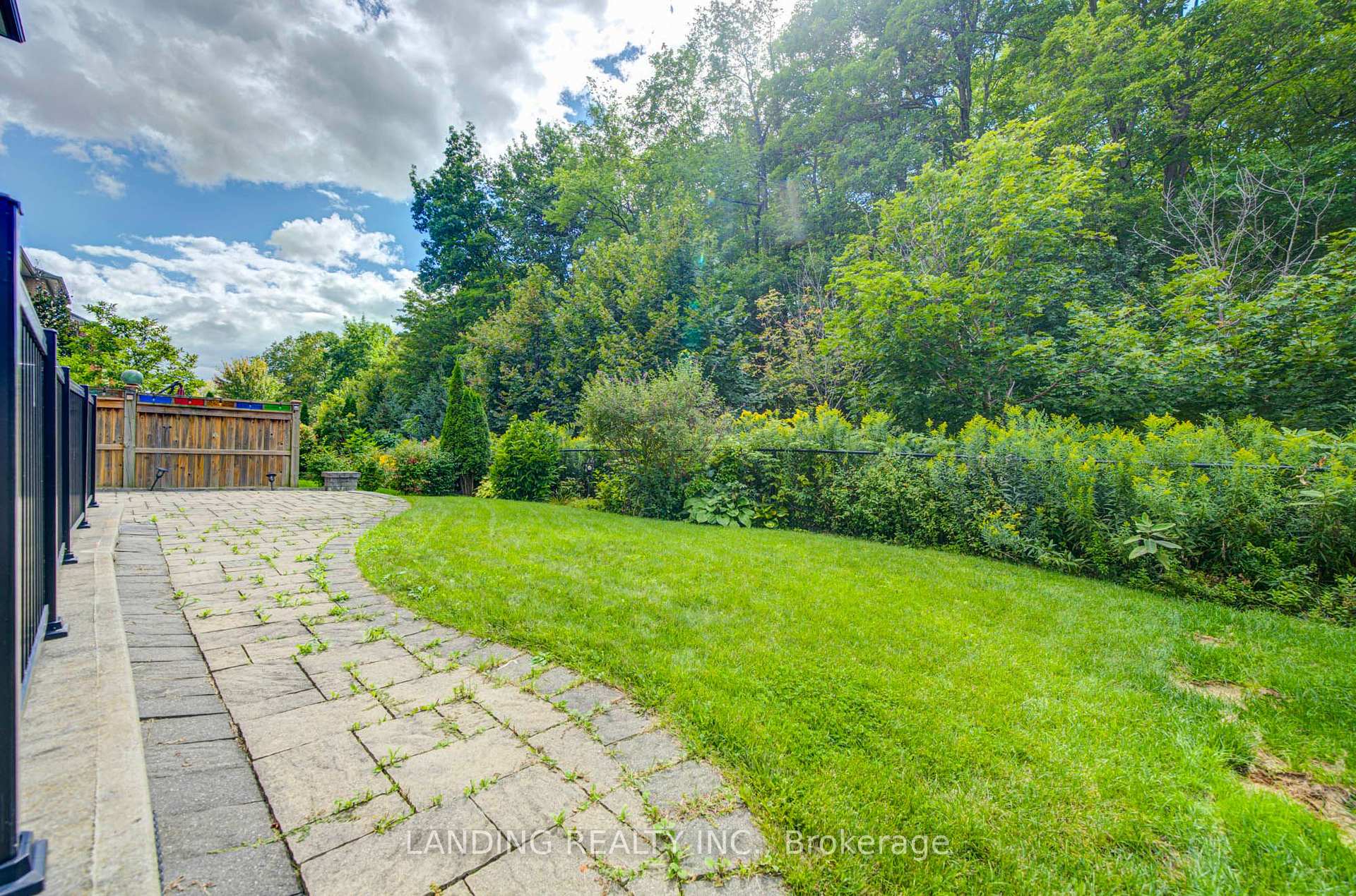 Photo 47 of 57 Strawbridge Farm Drive, Aurora, Aurora Grove — HOMEH
