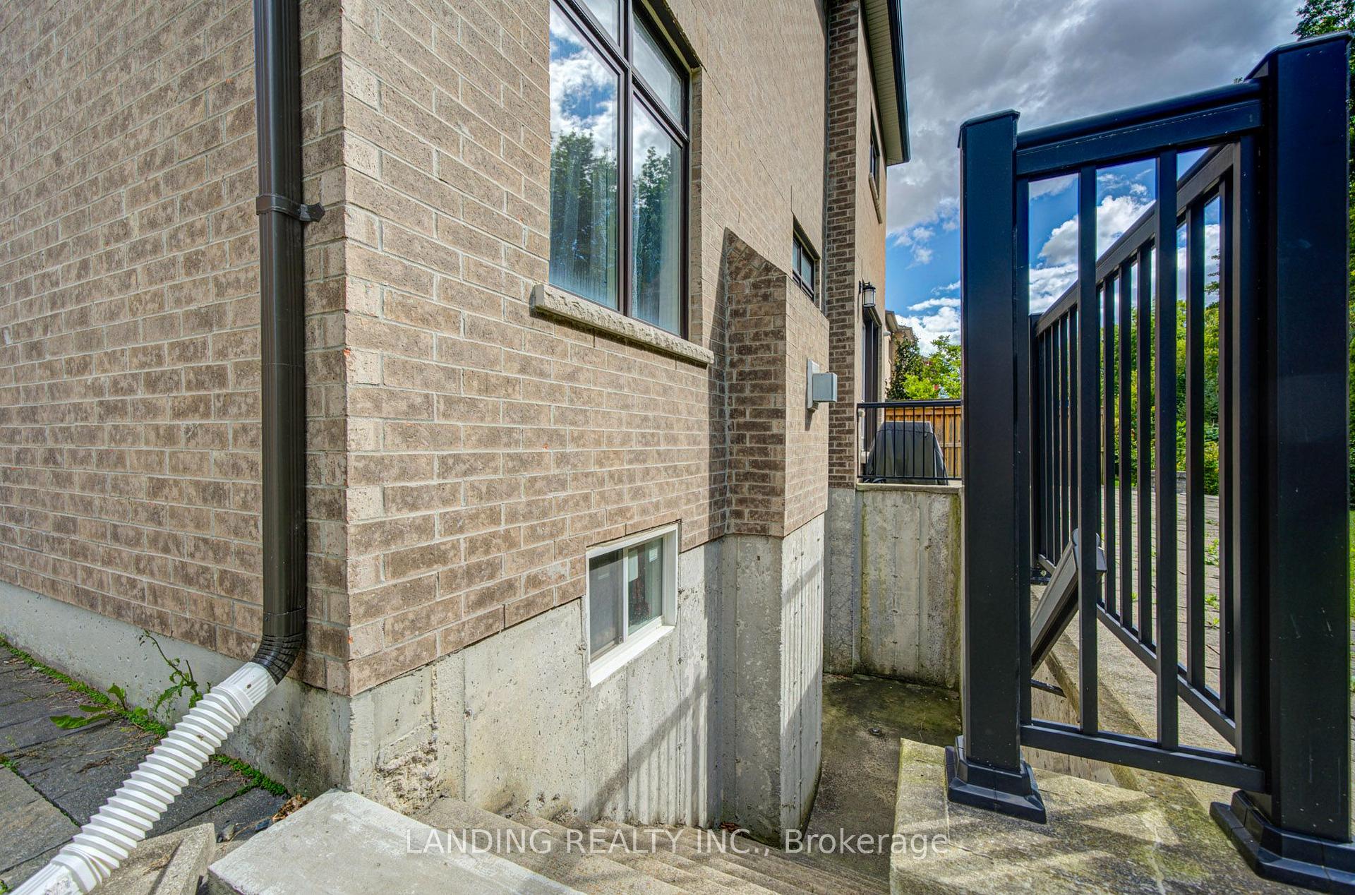Photo 48 of 57 Strawbridge Farm Drive, Aurora, Aurora Grove — HOMEH