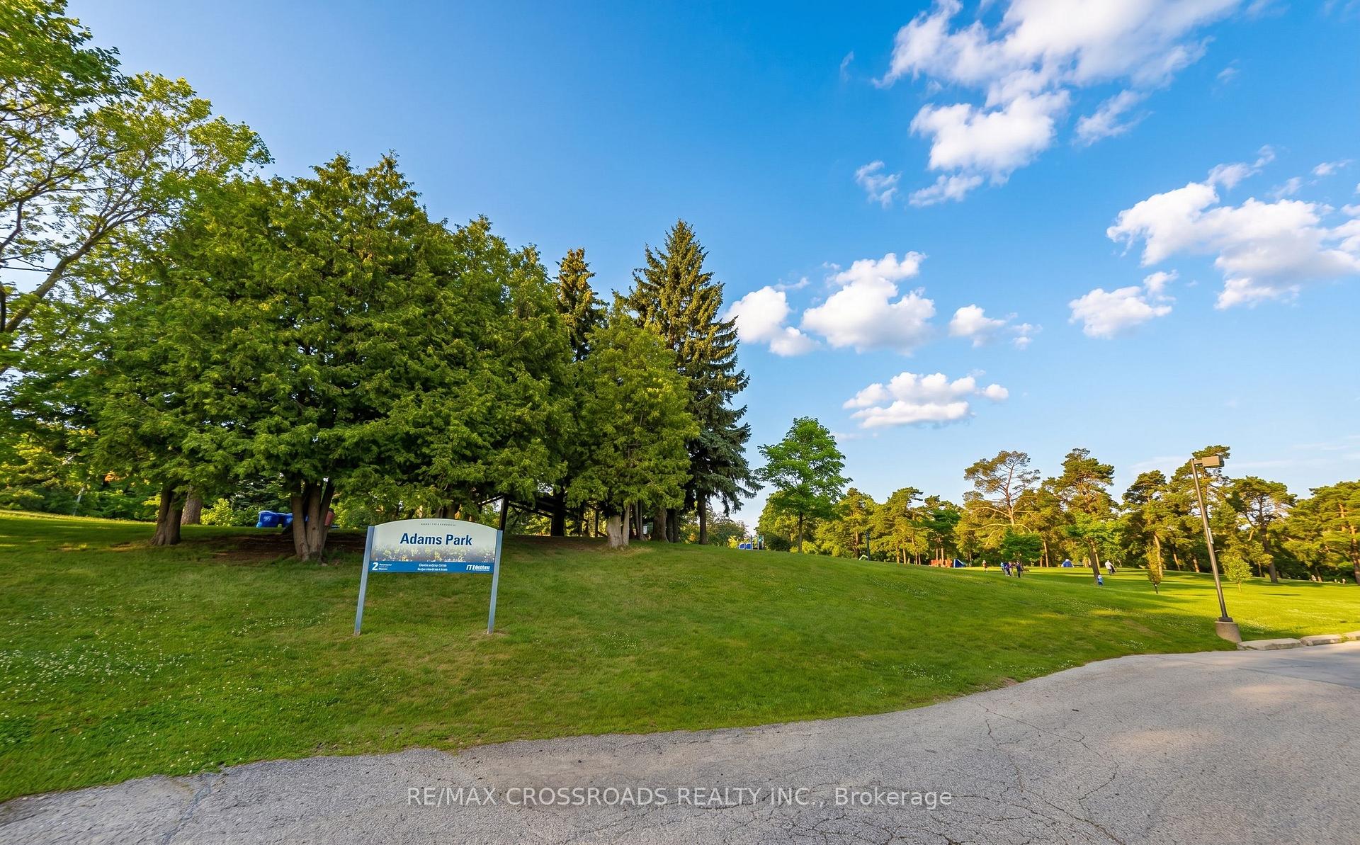 Photo 2 of 34 Blue Anchor Trail, Scarborough, Rouge — HOMEH